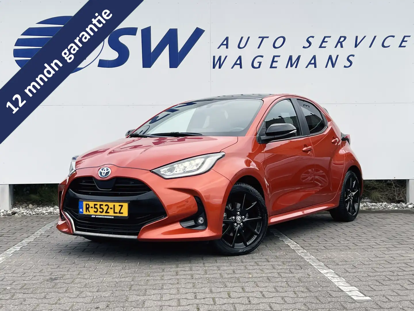 Toyota Yaris 1.5 Hybrid Executive | Pano | JBL Audio | HUD | Ca Orange - 1