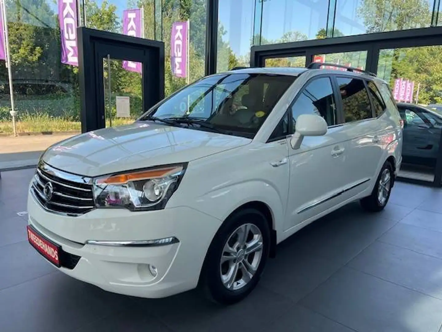 SsangYong Rodius Rodius 2.2 ***LICHTE VRACHT*** Weiß - 1