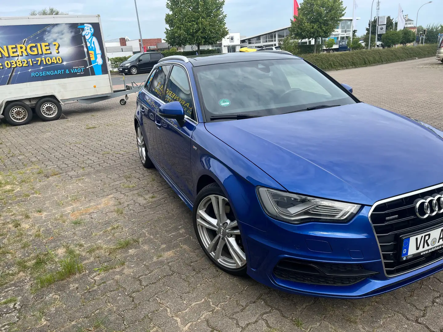 Audi A3 A3 1.8 TFSI Limousine S tronic S line Sportpaket Blau - 2