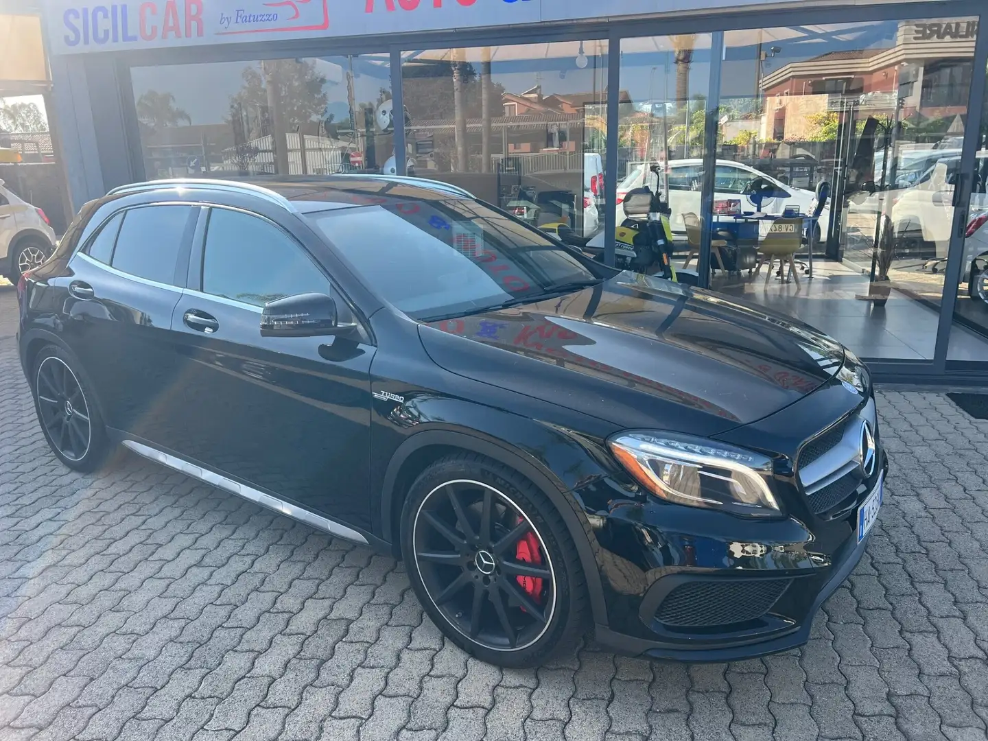 Mercedes-Benz GLA 45 AMG GLA 45 AMG 4matic 361CV Schwarz - 1