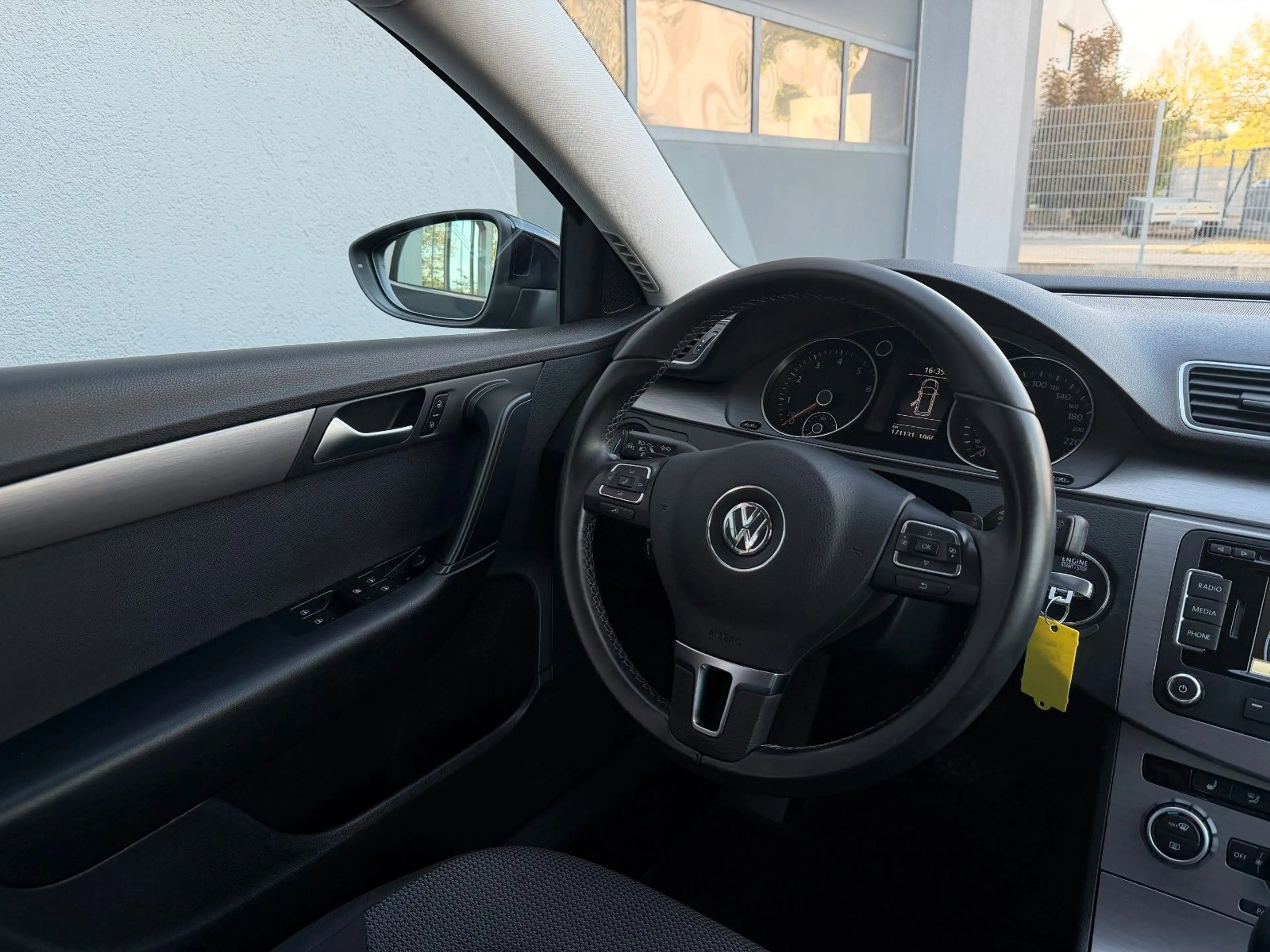 Volkswagen Passat Variant Business Edition*Automatik*ACC* — photo 14