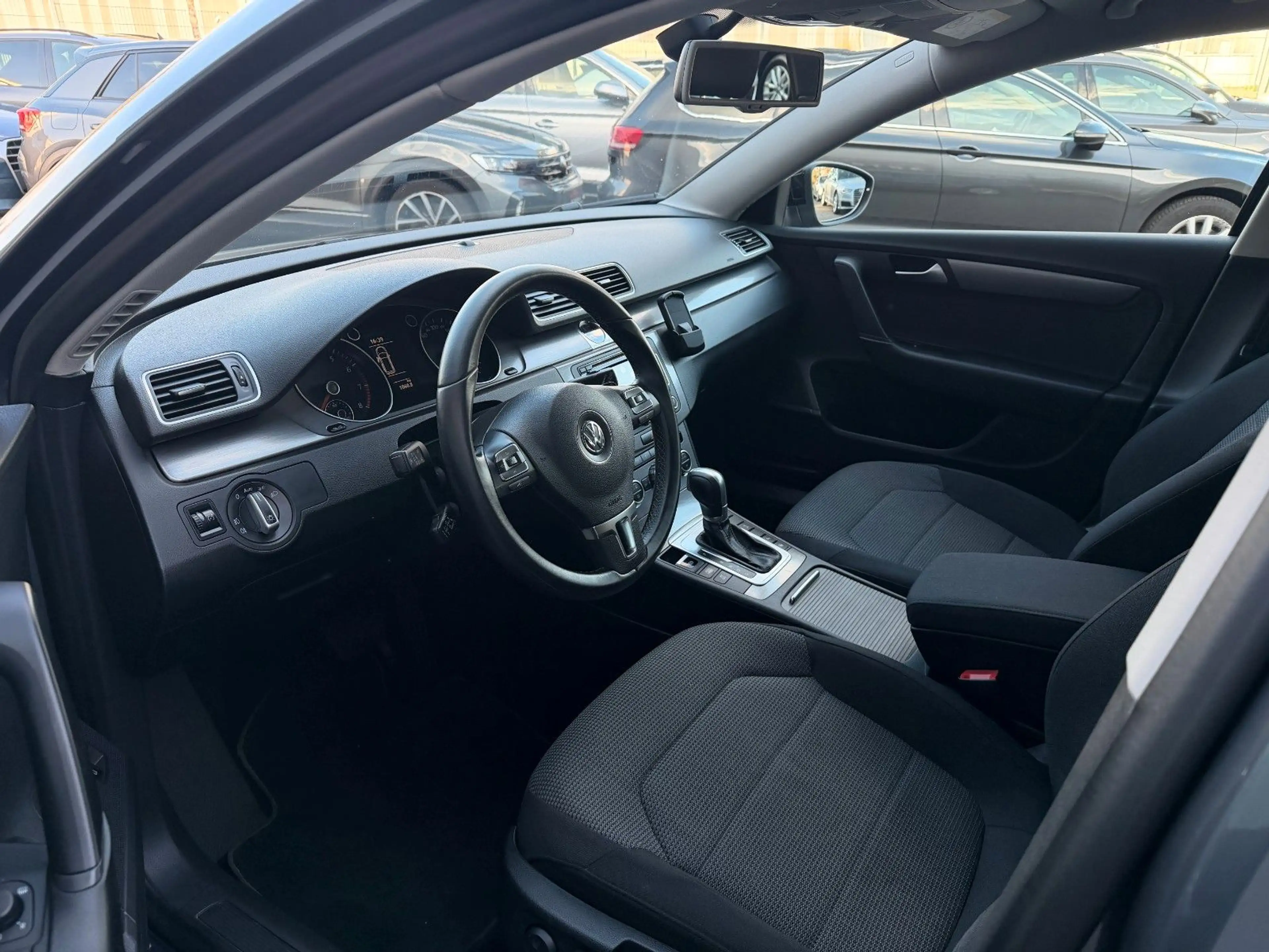 Volkswagen Passat Variant Business Edition*Automatik*ACC* — photo 11
