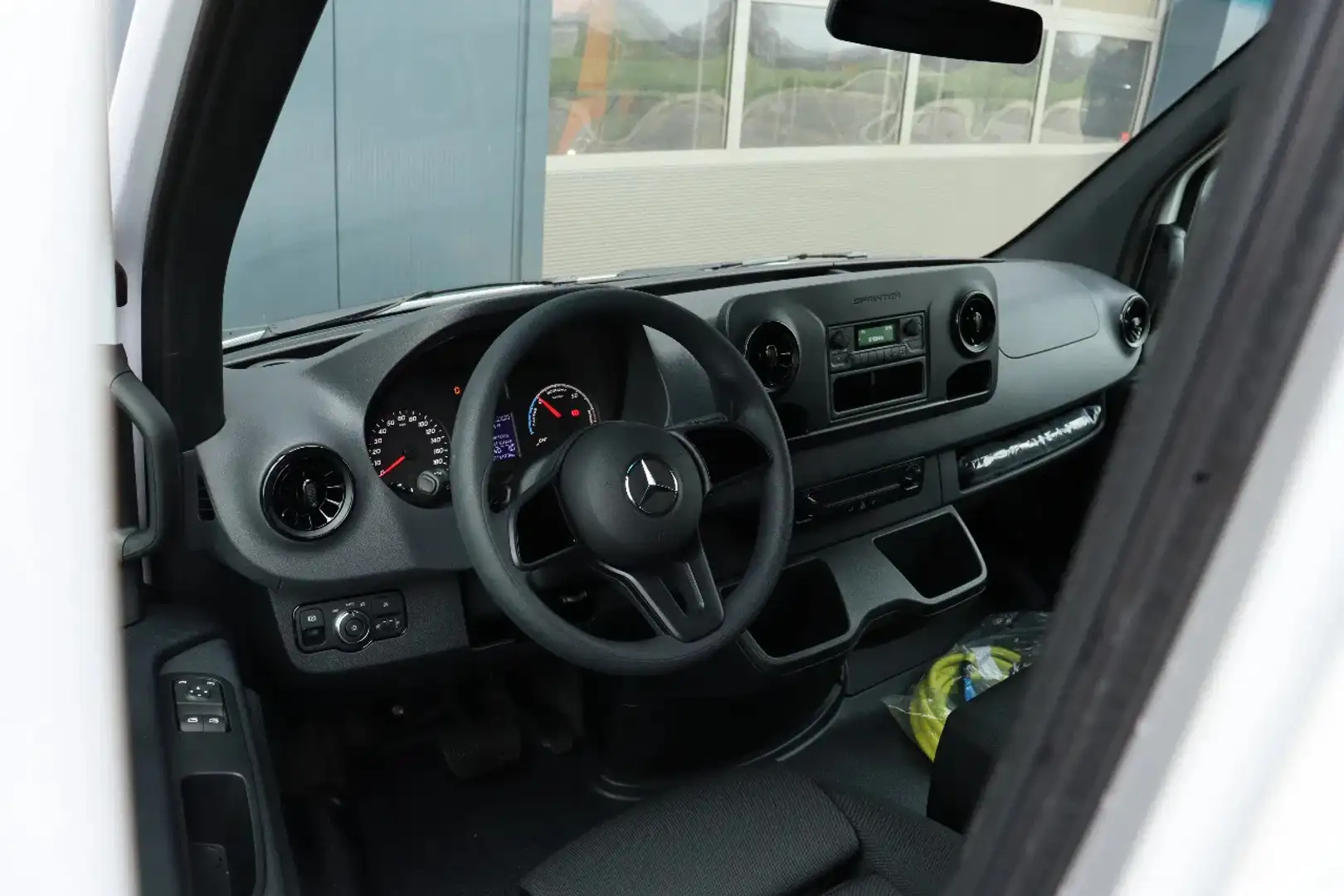 Mercedes-Benz eSprinter 47KWh 312 L2H2 l NIEUW l CAMERA l STOELV Wit - 2
