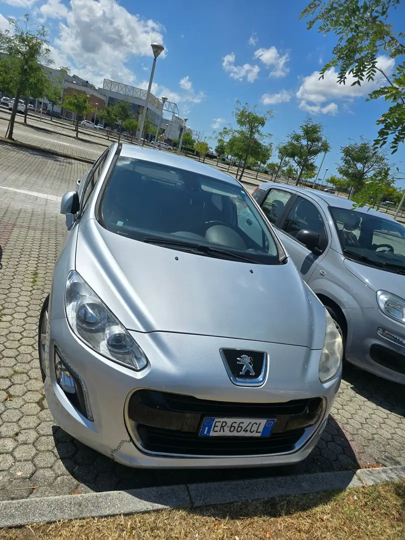 Peugeot 308 308 I 2007 5p 1.6 hdi 8v Active c/CL - 1