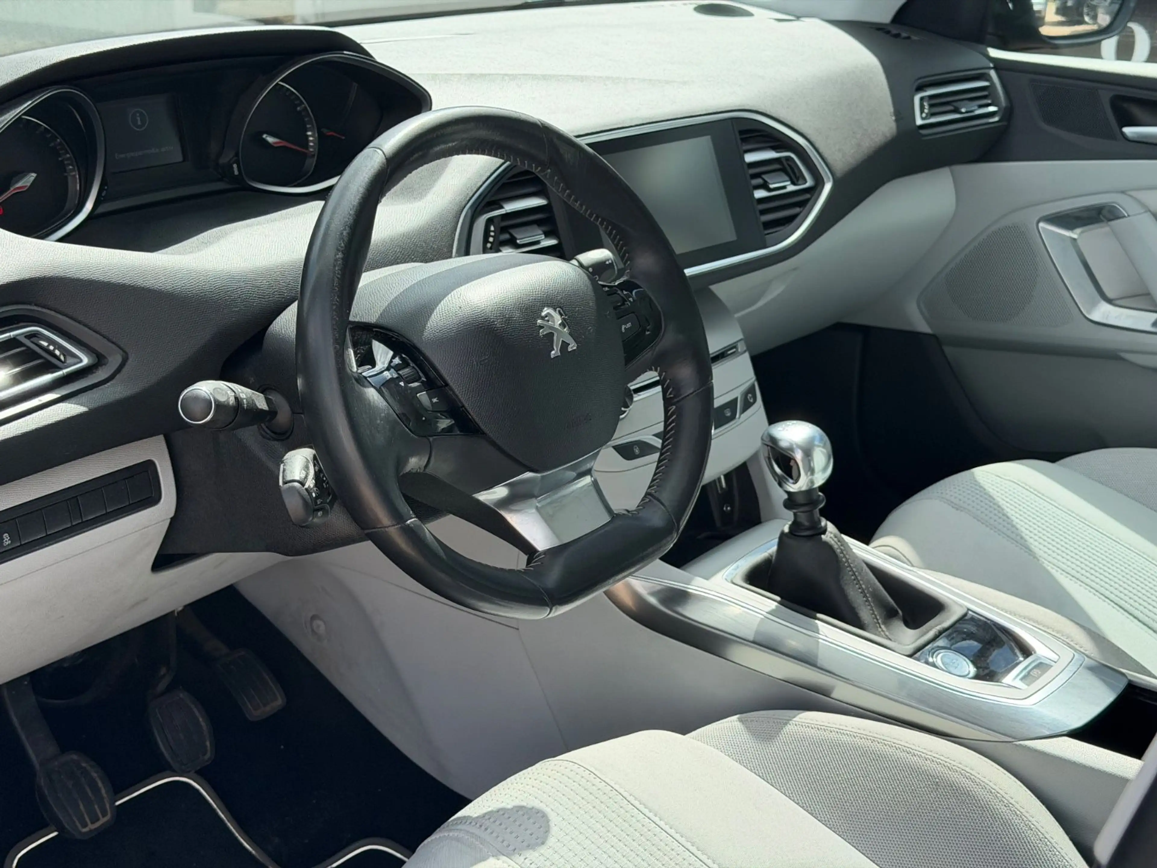 Peugeot 308 Allure**TÜV NEU** — photo 10
