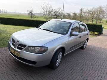 Almera 1.5 Visia