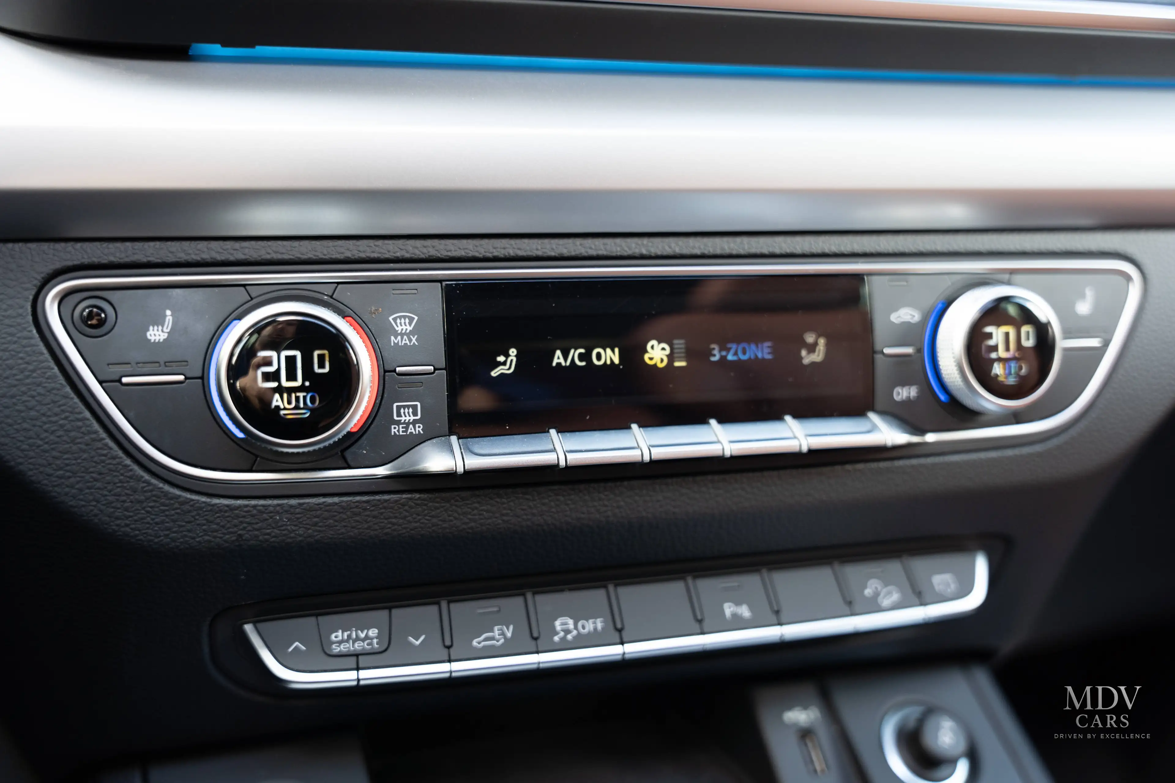 Audi Q5 Q5 PHEV 50 TFSIe Quattro S line S tronic — photo 4