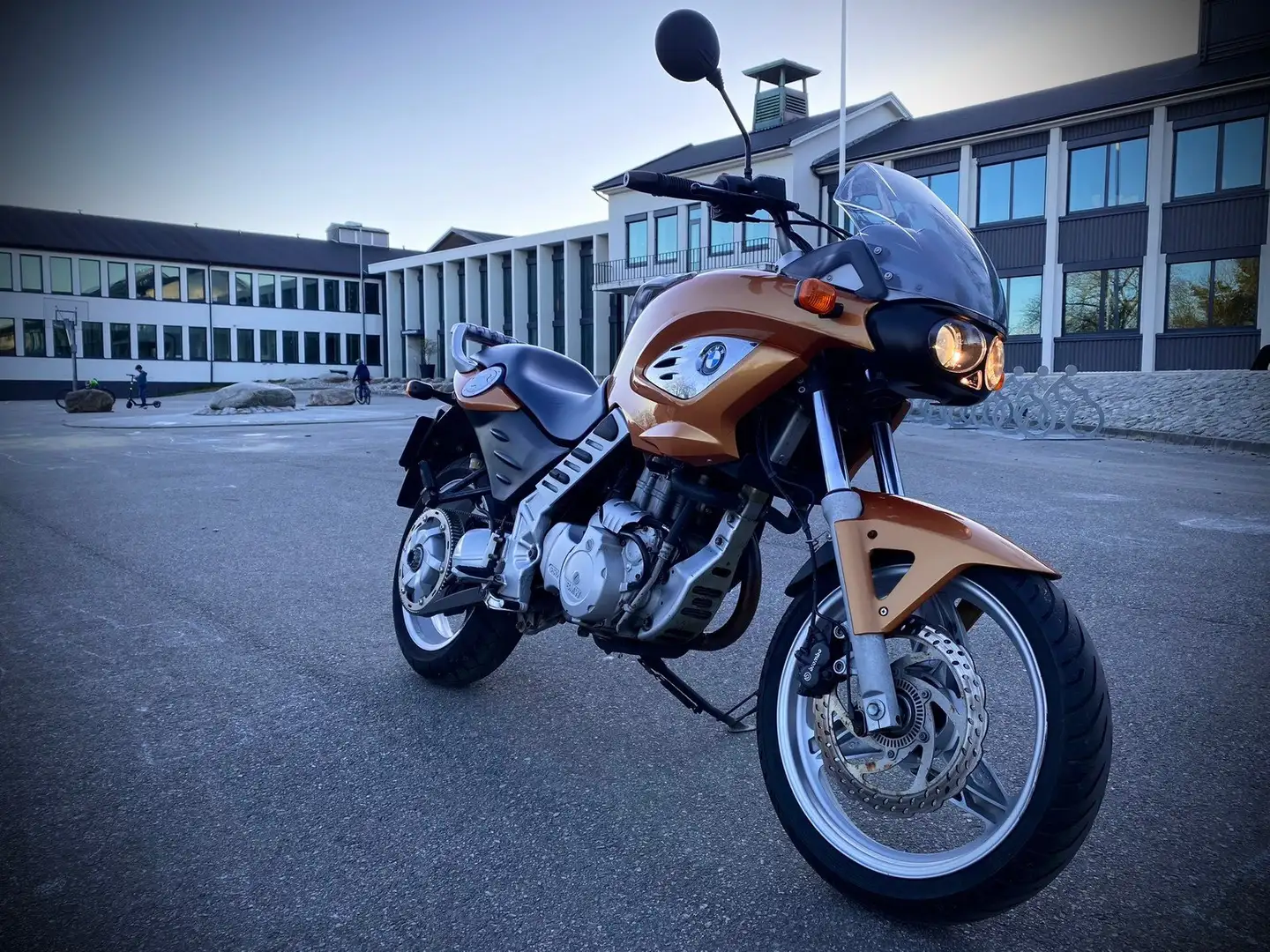 BMW F 650 CS Hnědá - 2