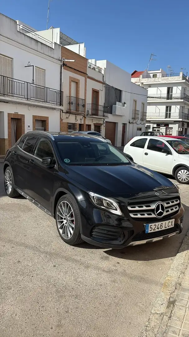 Mercedes-Benz GLA 200 AMG Line 7G-DCT - 1