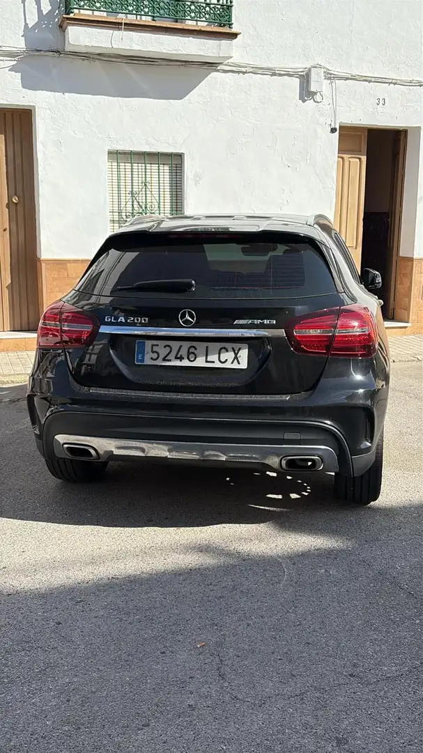 Mercedes-Benz GLA 200 AMG Line 7G-DCT - 2