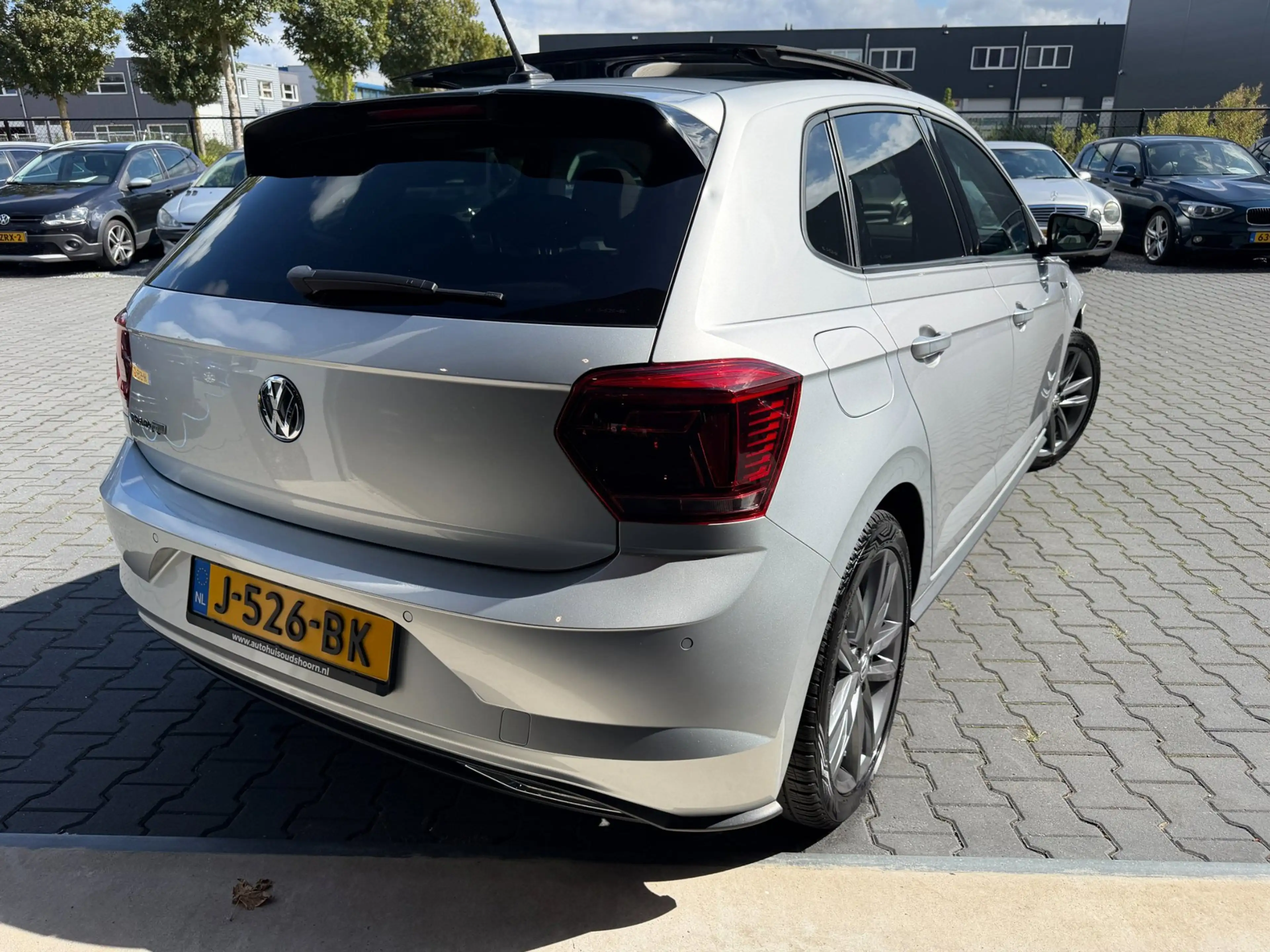 Volkswagen Polo 1.0 TSI Highline Business R — photo 8