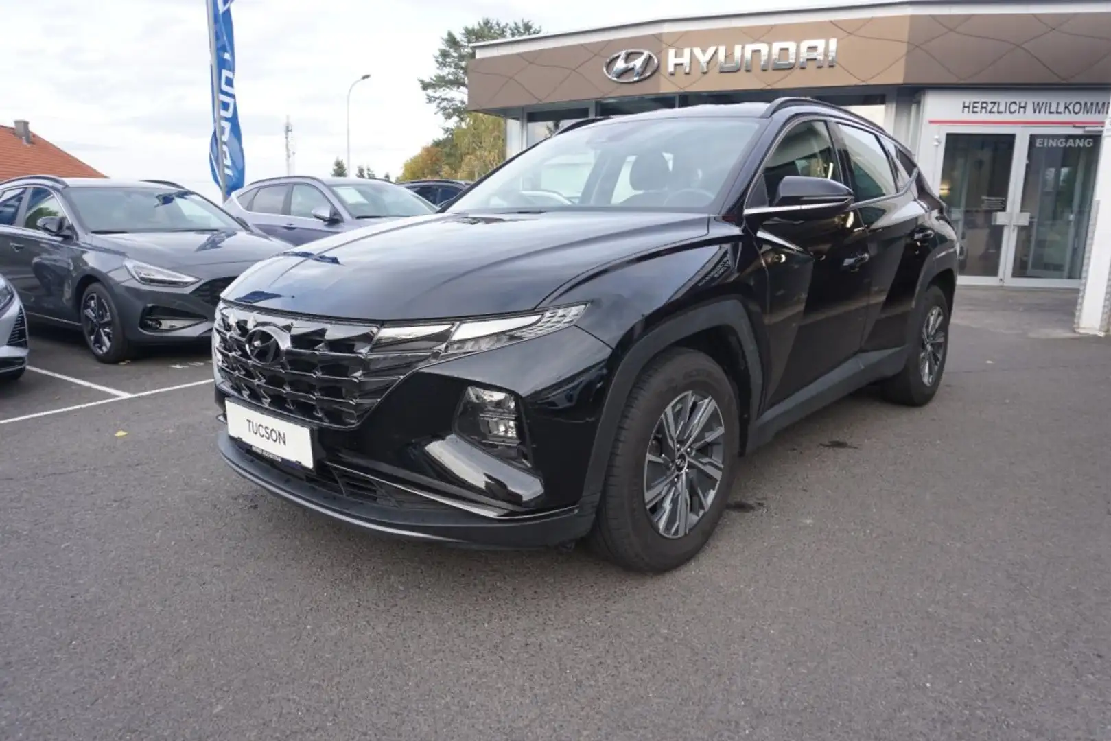 Hyundai TUCSON NX4 Smart Line 1,6 T-GDi 2WD t1bs0-P4 Noir - 1