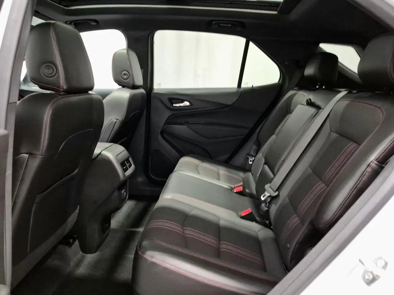 Chevrolet Equinox снимка Chevrolet Equinox