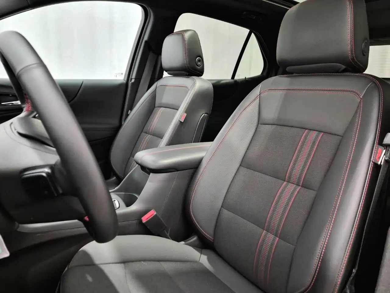 Chevrolet Equinox снимка Chevrolet Equinox