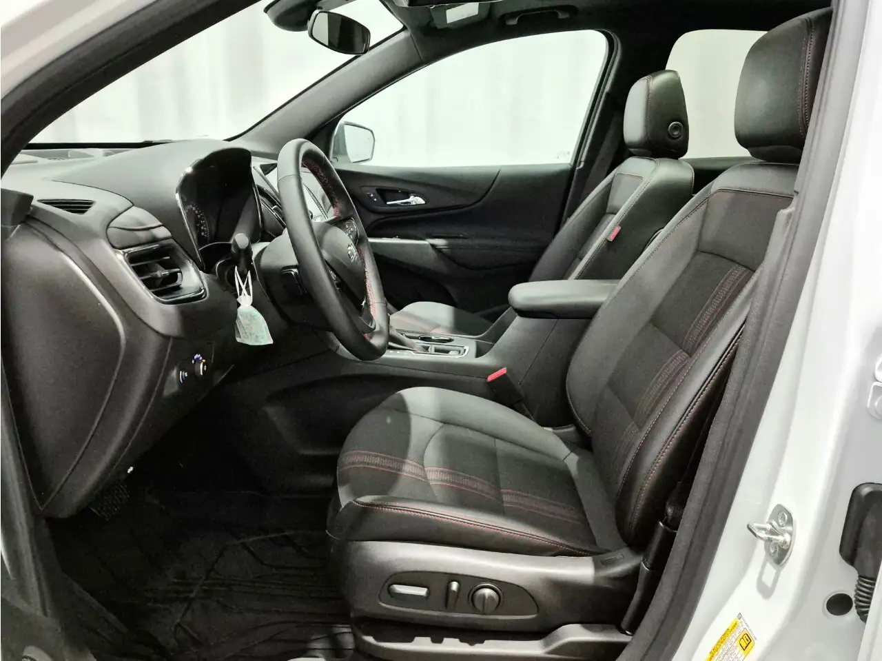 Chevrolet Equinox снимка Chevrolet Equinox