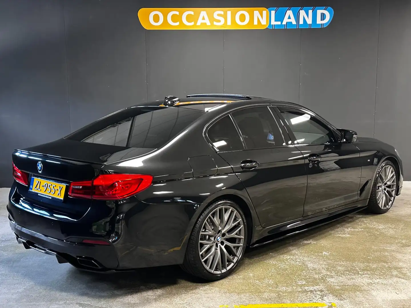 BMW 540 5-serie 540i High Executive Edition M-Sport|SCHUIF Noir - 2