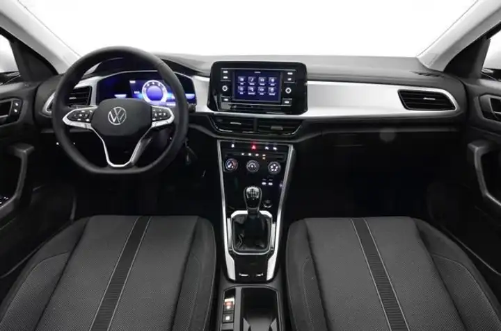 Volkswagen T-Roc 2023, foto 3