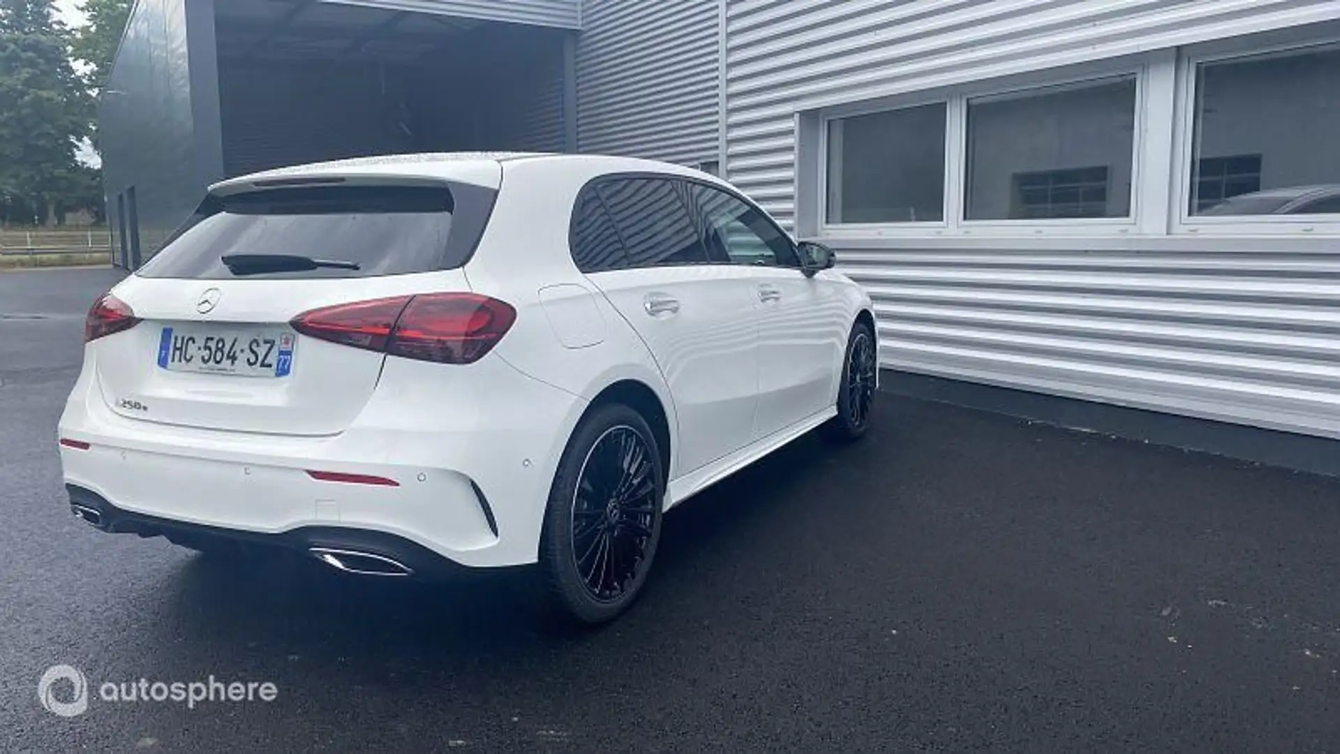Mercedes-Benz A 250 250 e Hybrid EQ 163+109ch AMG Line 8G-DCT - 2