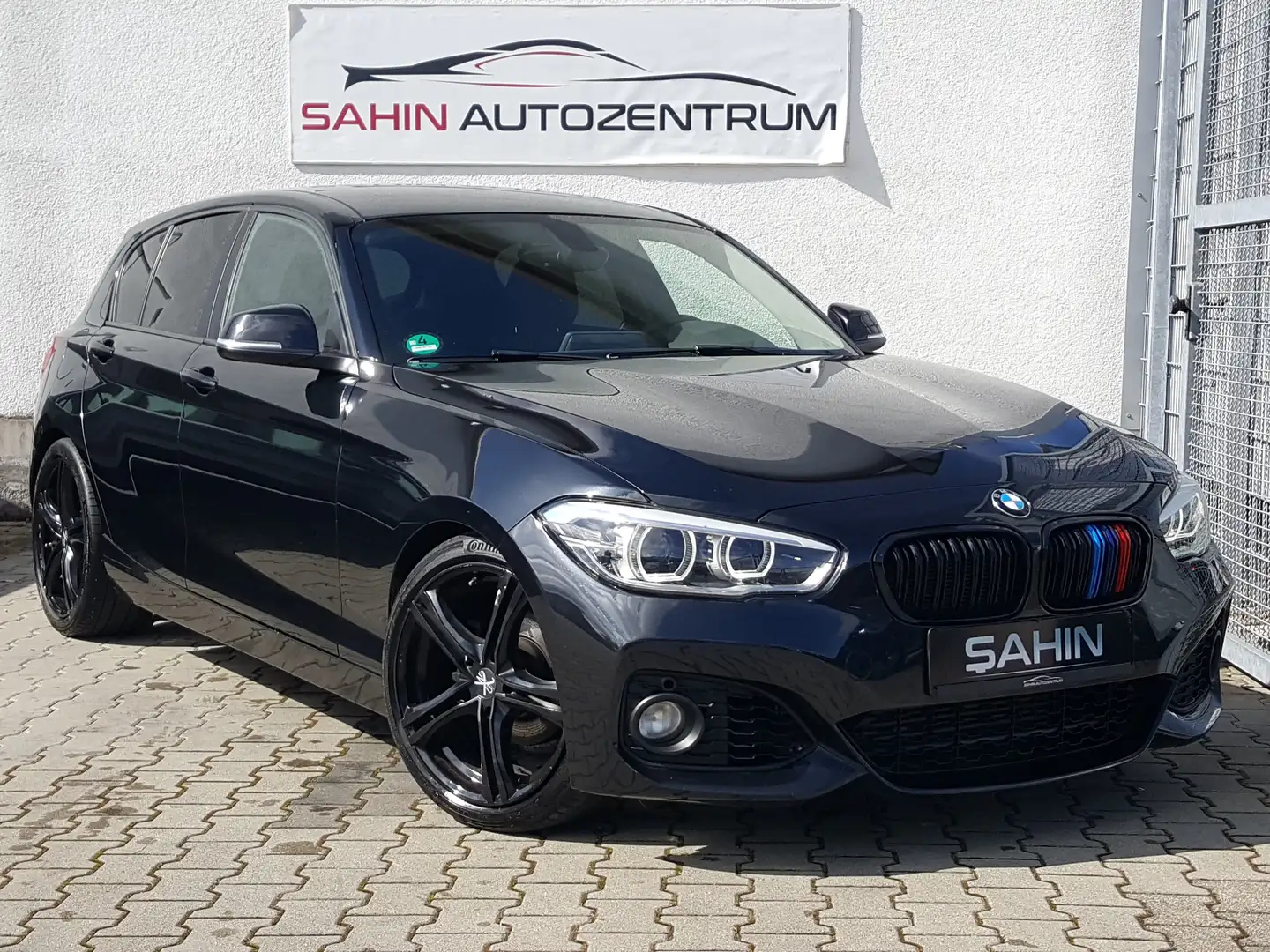 BMW 118 i M-Sport / Technic 1.Hand LED Alpine Sound  PDC Black - 2