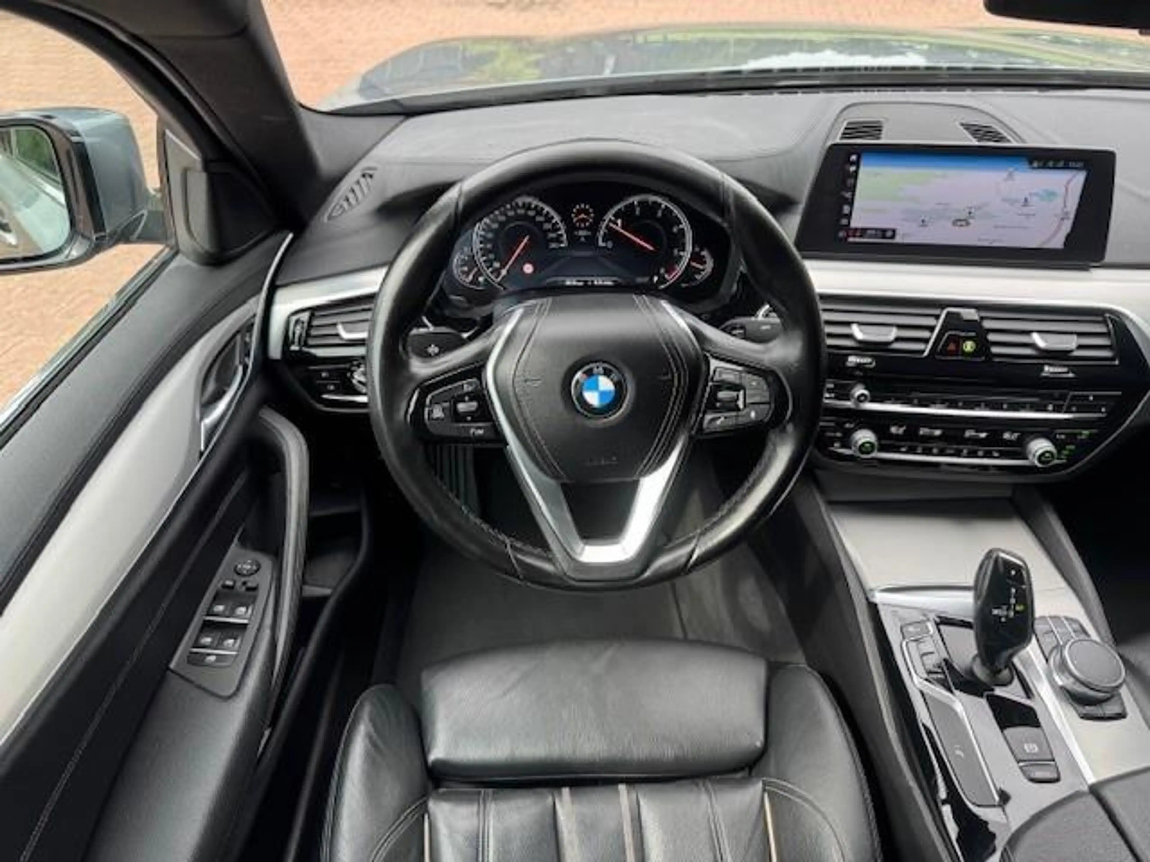 BMW 525 5-serie 525D 231PK HIGH EXECUTIVE LUXURY LINE — photo 9