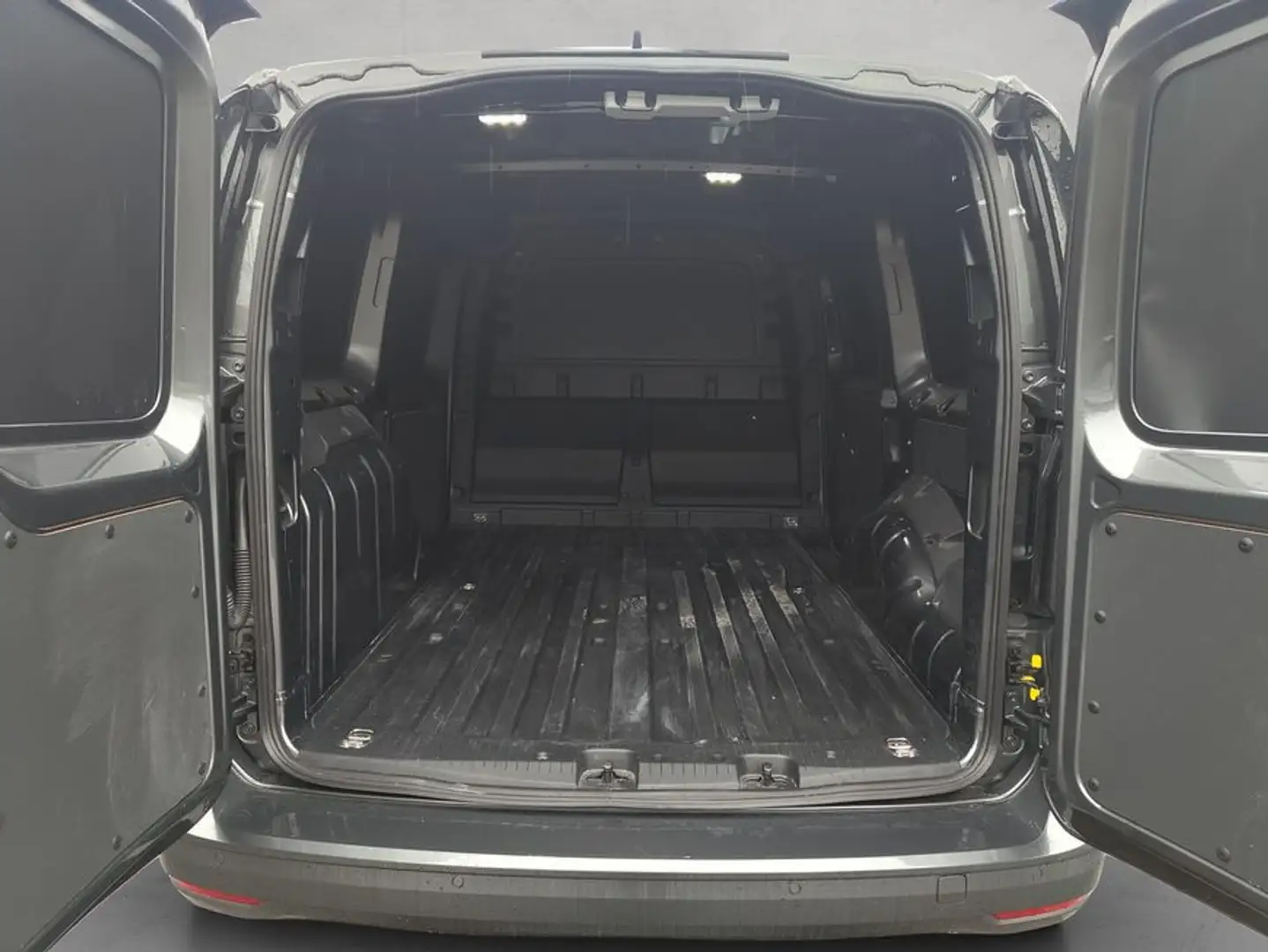 Ford Grand Transit Connect Lang FWD Autm. Limited Grau - 2