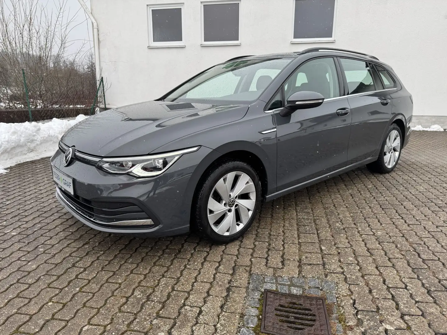 Volkswagen Golf VIII Variant 2,0 TDI DSG STYLE AHK ACC NAVI LED Grau - 2