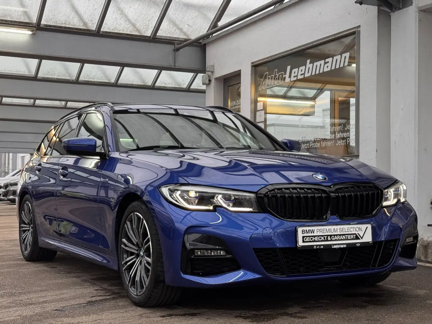BMW 320 d Tour. M-Sport AHK/HUD/ACC 2 JAHRE GARANTIE Azul - 2