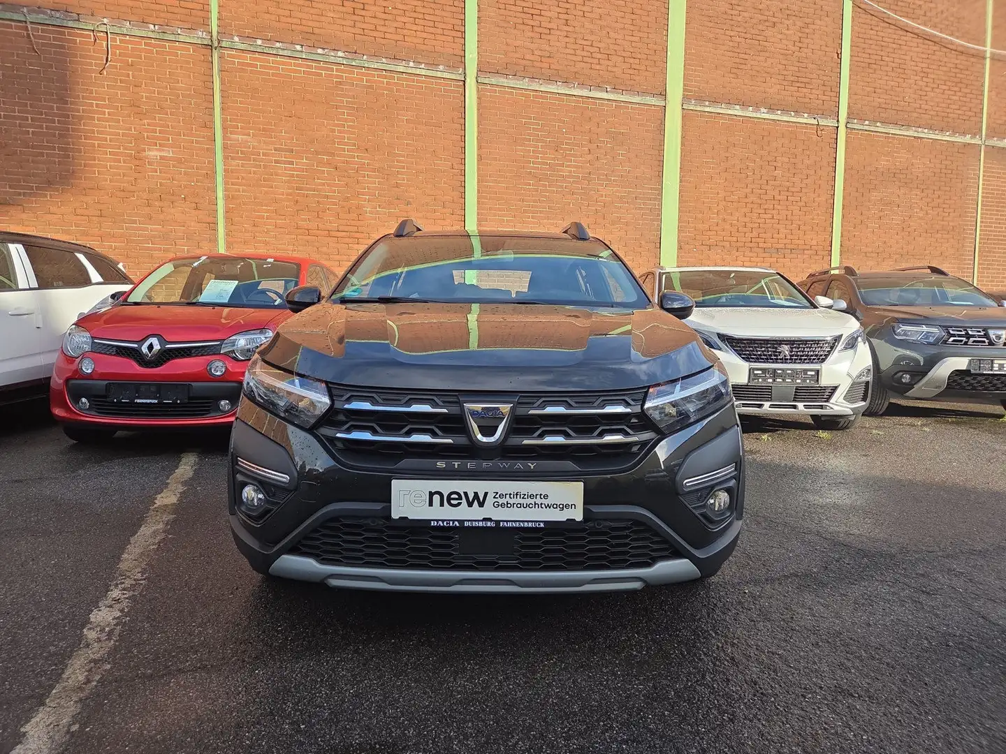 Dacia Sandero Stepway Comfort 1.0 TCe 100 LPG Navi PDC Schwarz - 2