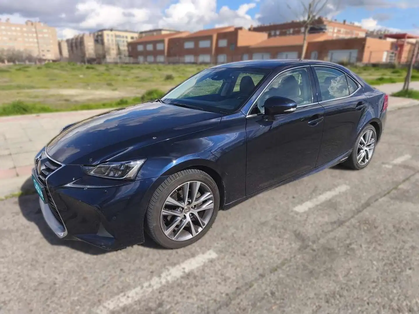 Lexus IS 300 300h Executive Parking Azul - 2