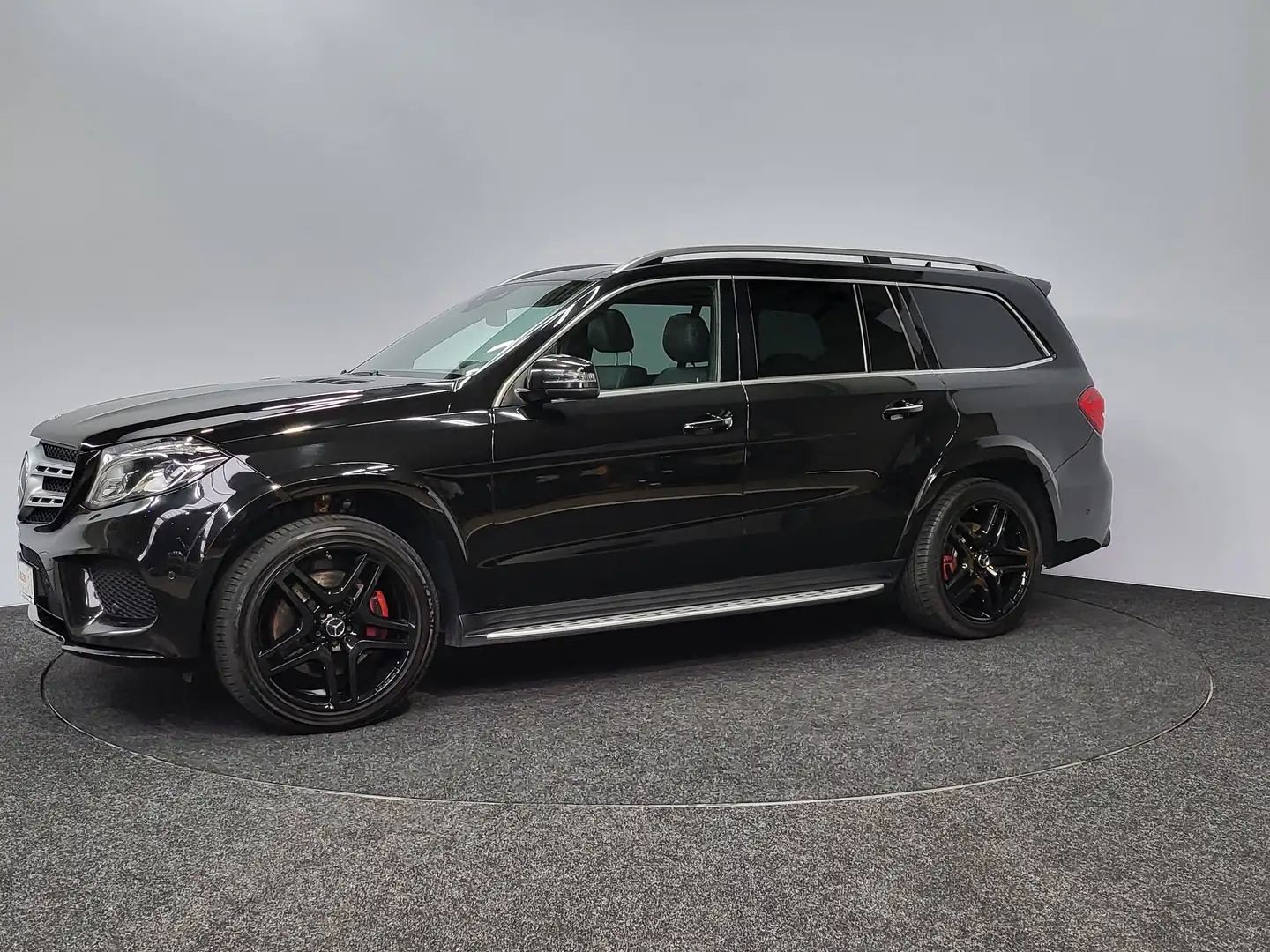 Mercedes-Benz GLS 350 d 4-Matic | AMG Pack | 2018 | 234.065 km | Led | Pano | 7-Zit | Cam360 | Leder | Navi | Luchtvering | TopStaat Schwarz - 1