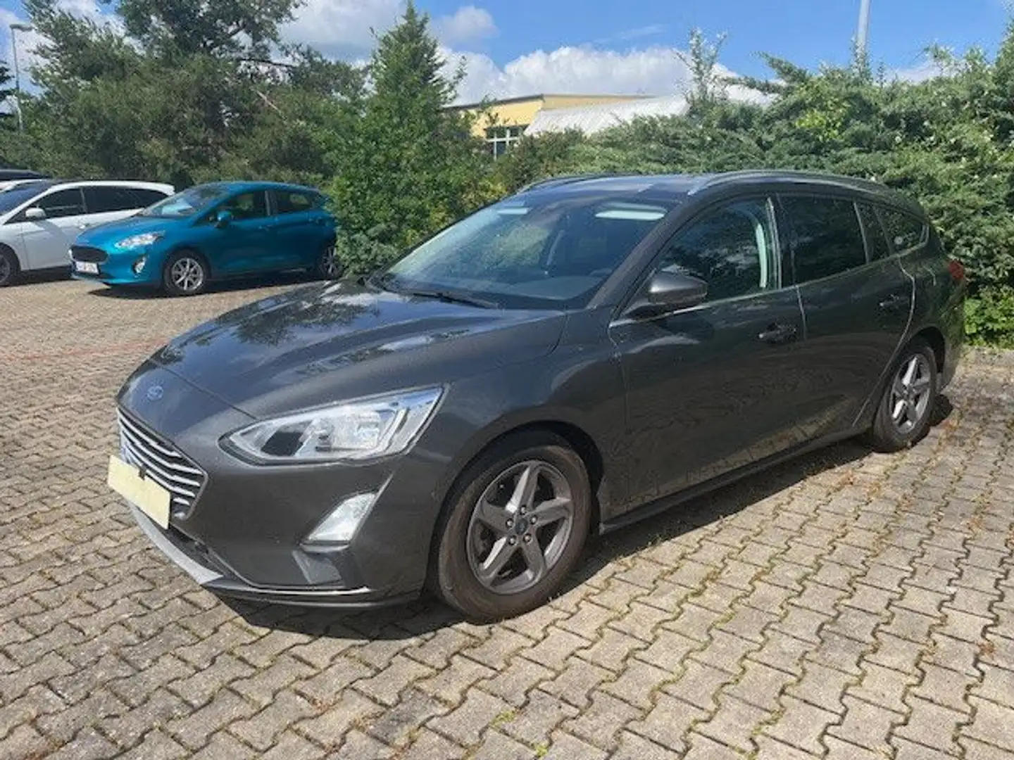 Ford Focus Turnier C & C autom. AHK, Navi,Winterpaket Grau - 1