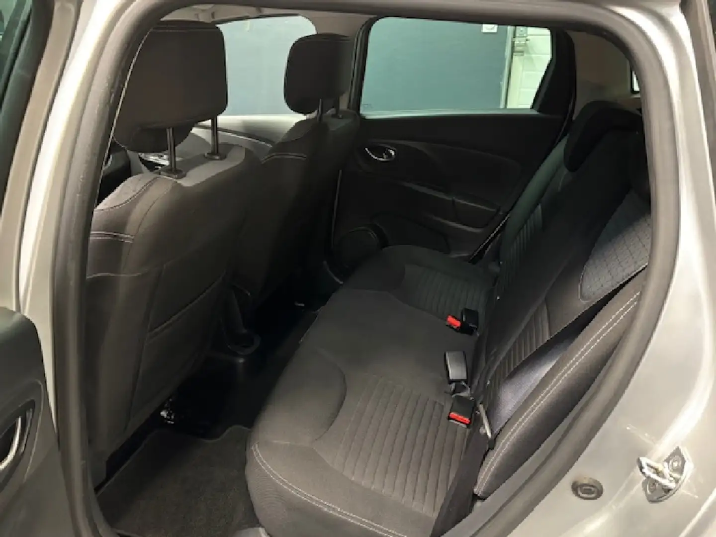 Renault Clio 0.9TCe 90 CV eco2 Graphite - 2