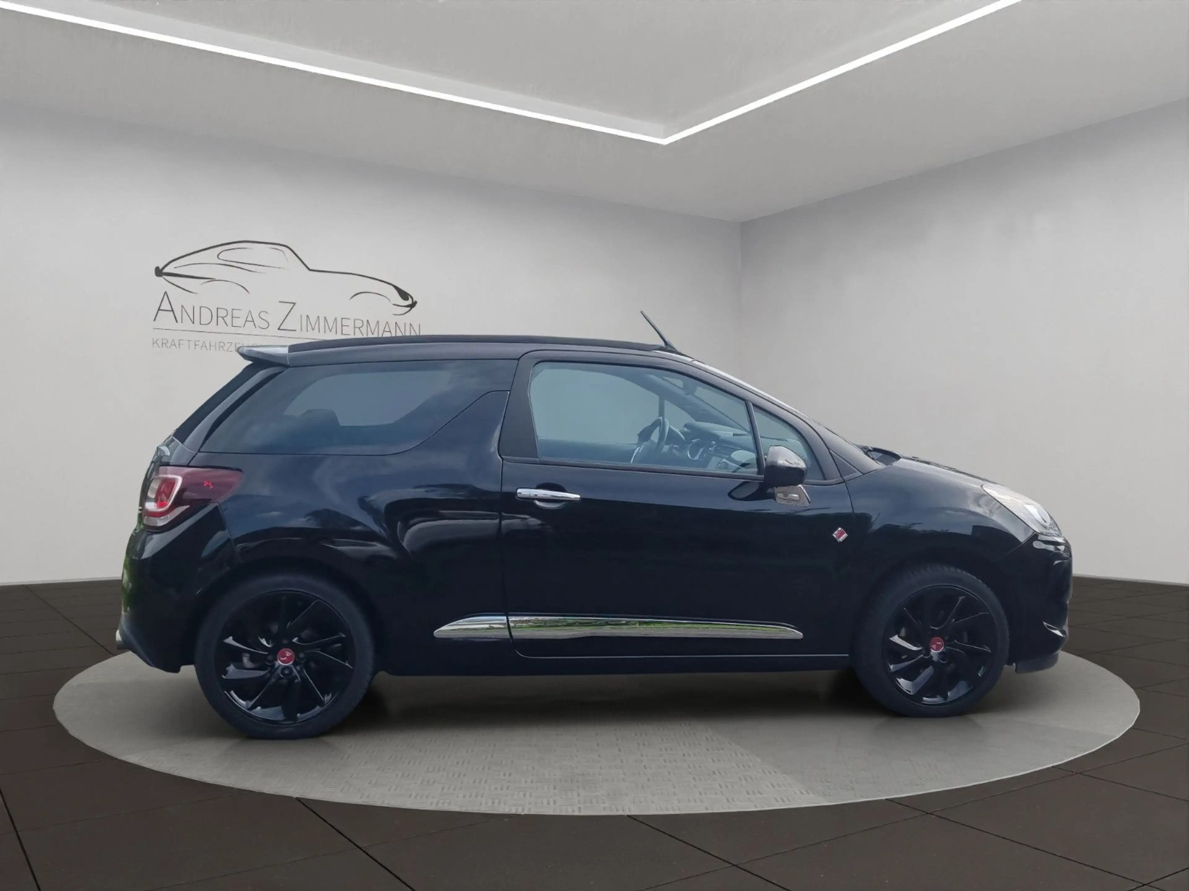 DS Automobiles DS 3 Cabrio SoChic AUTOMATIK VISION/NAV/SHZ/LED — photo 4
