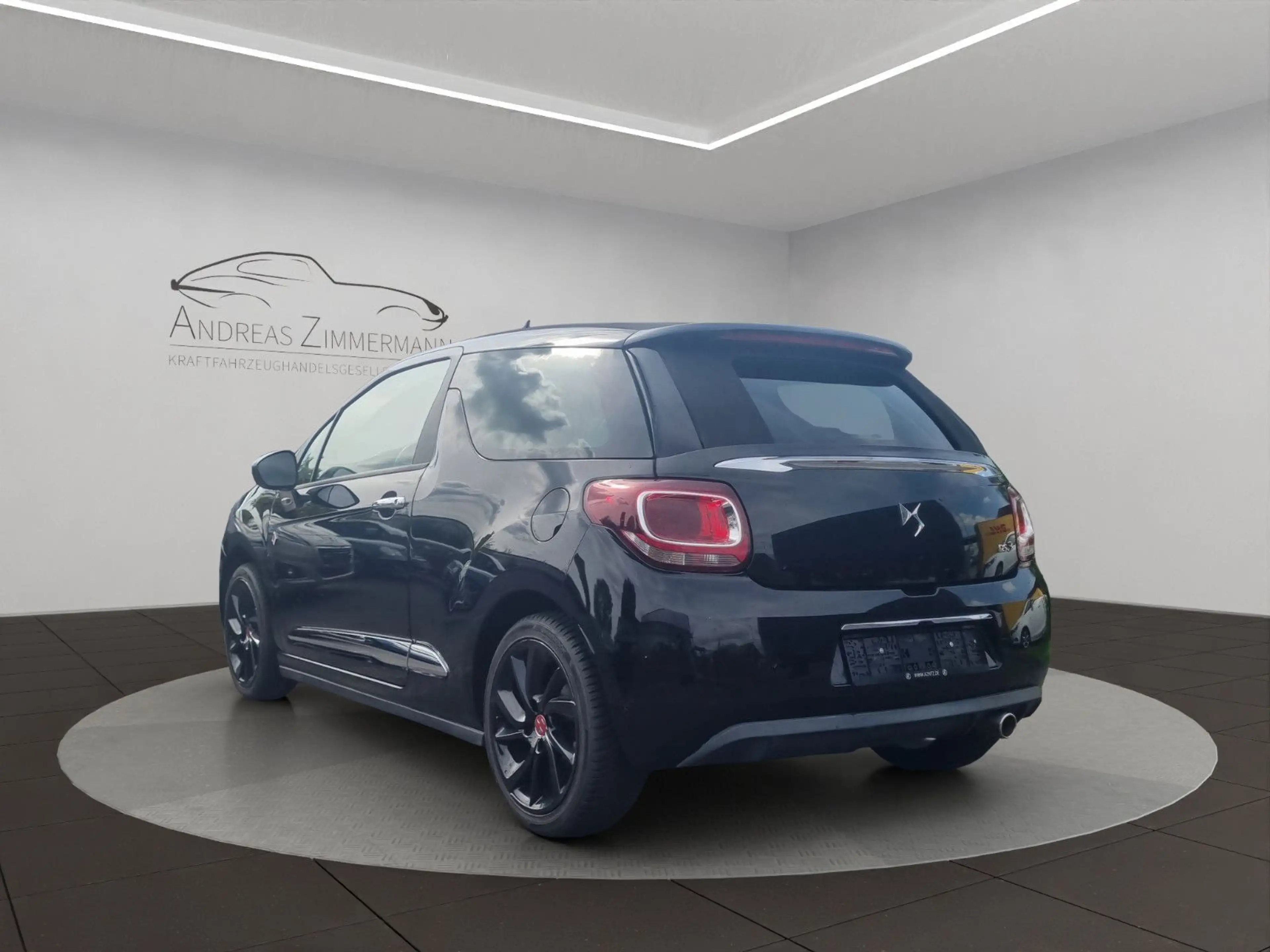 DS Automobiles DS 3 Cabrio SoChic AUTOMATIK VISION/NAV/SHZ/LED — photo 6