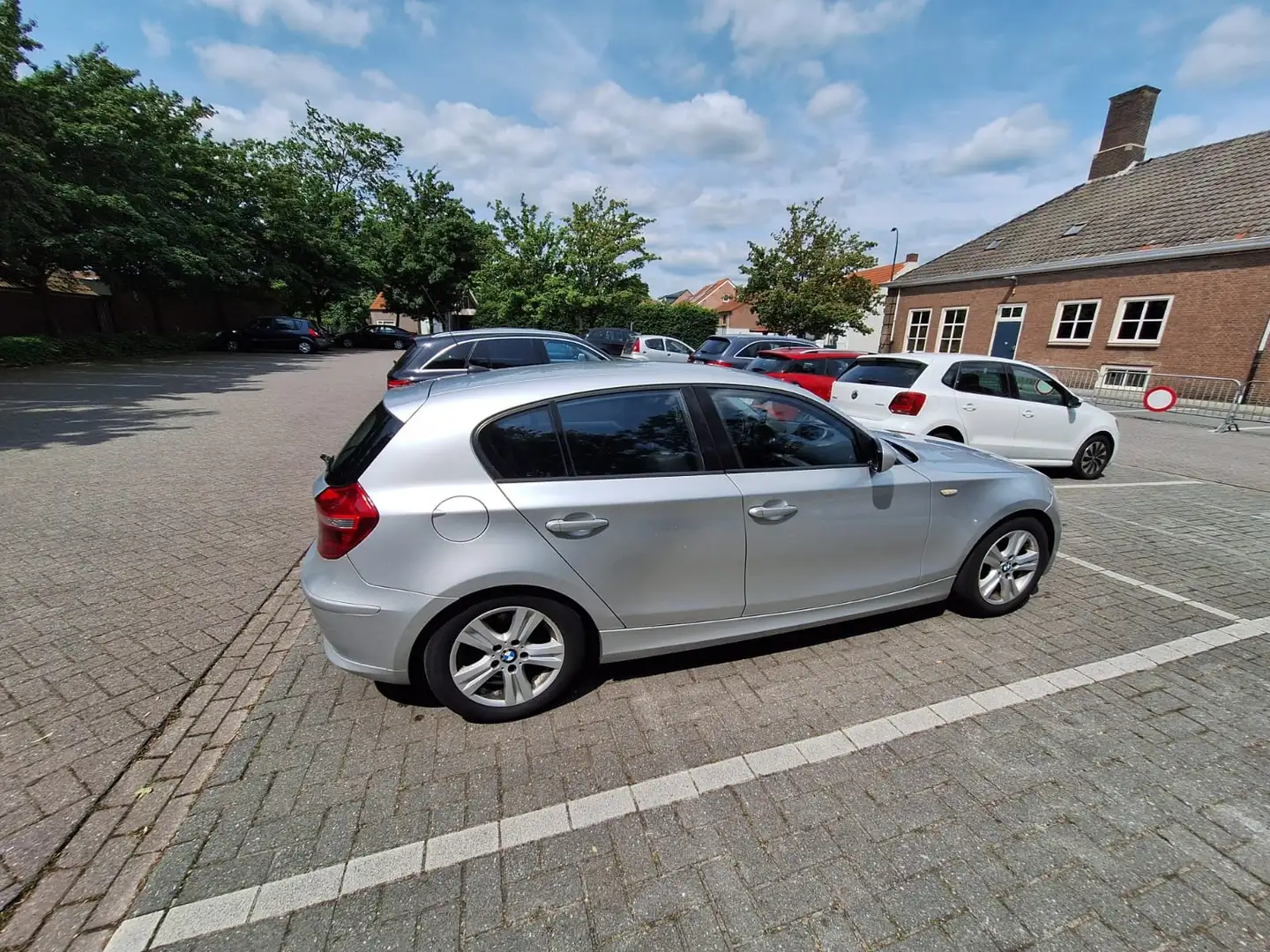 BMW 116 Hatchback Zilver - 2