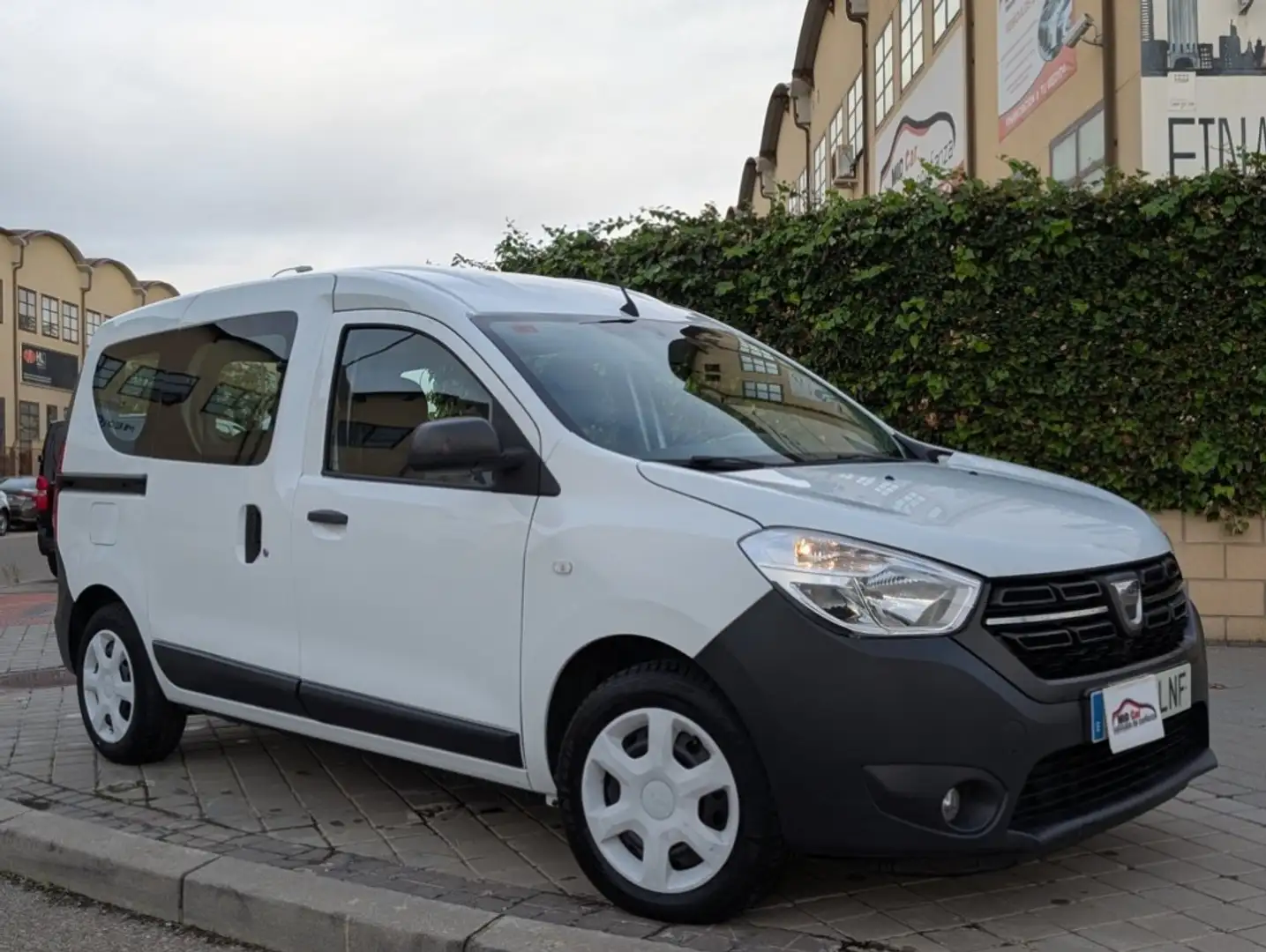 Dacia Dokker Comercial 1.6 GLP Essential N1 80kW Blanco - 1