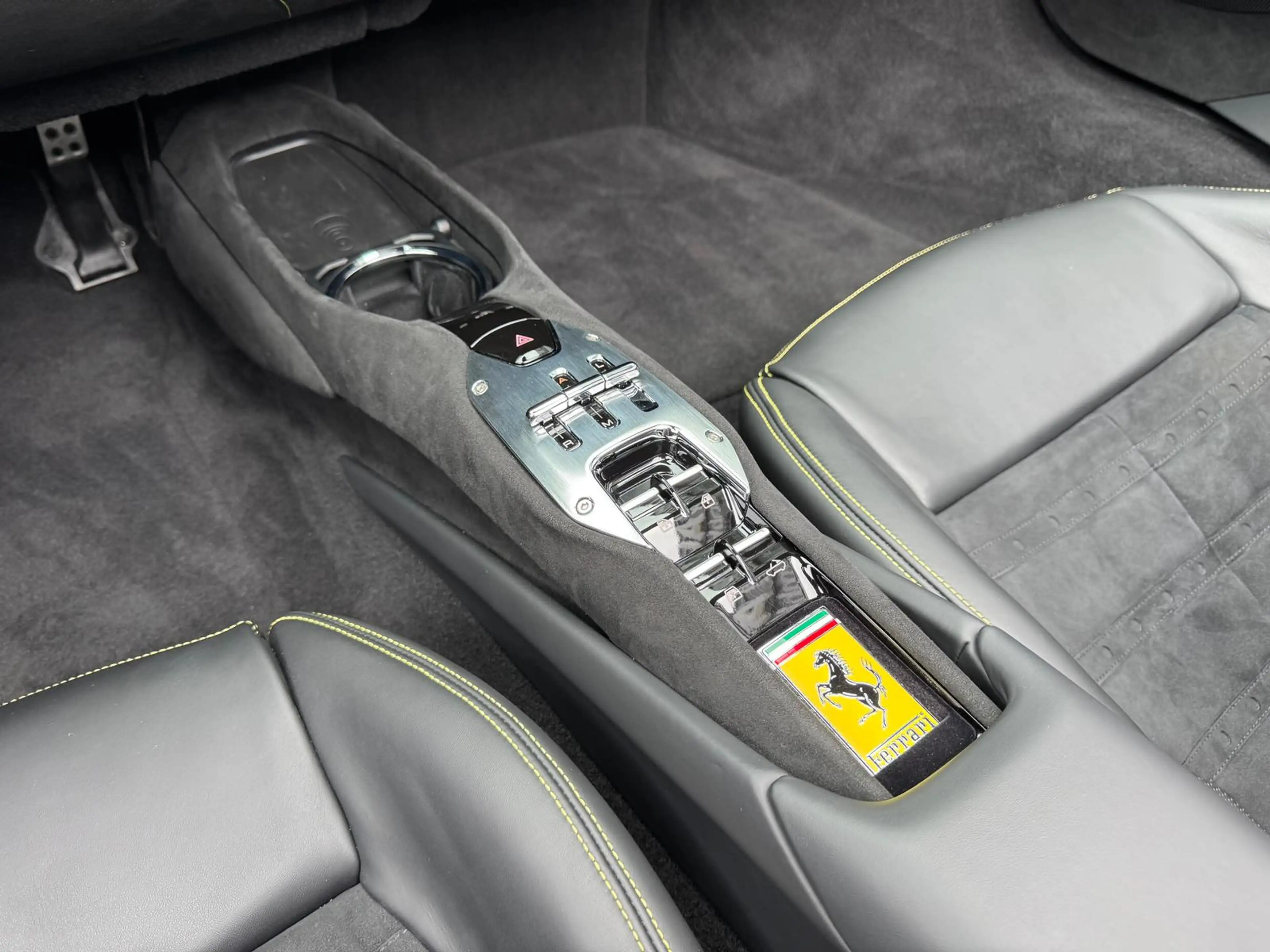 Ferrari 296 Ferrari 296 GTS*LED*NAVI*LIFT*JBL*KAMERA*CARBON* — photo 15