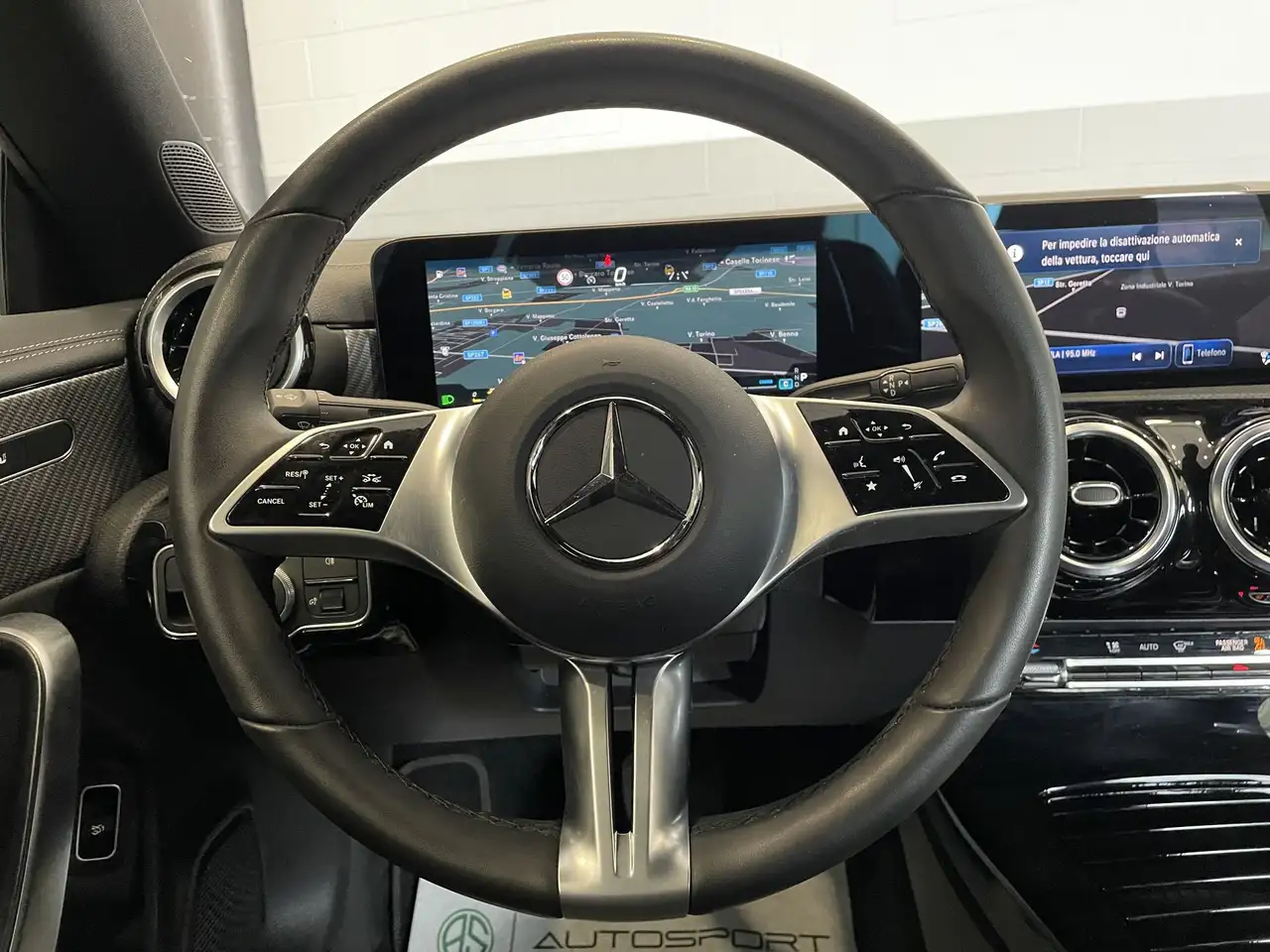 Mercedes-Benz CLA 200 CLA 200 Automatic Progressive Advanced 11