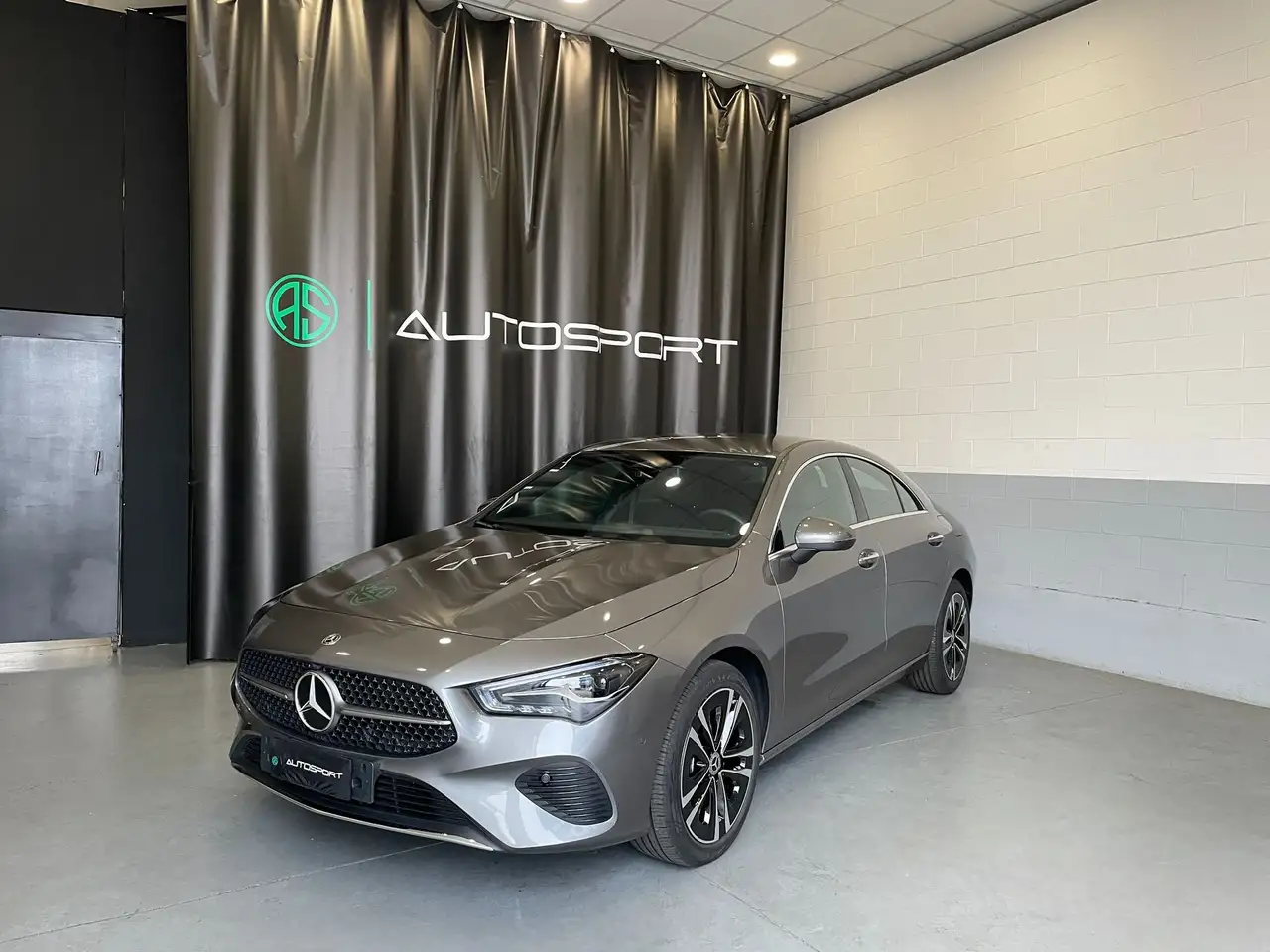 Mercedes-Benz CLA 200 CLA 200 Automatic Progressive Advanced 3