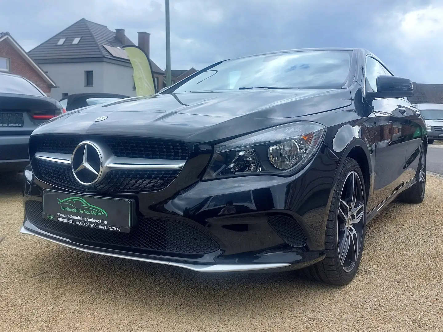 Mercedes-Benz CLA 180 Business Solution * 18'AMG velgen * perfecte staat Zwart - 2