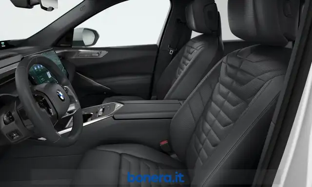 BMW X5 view 4