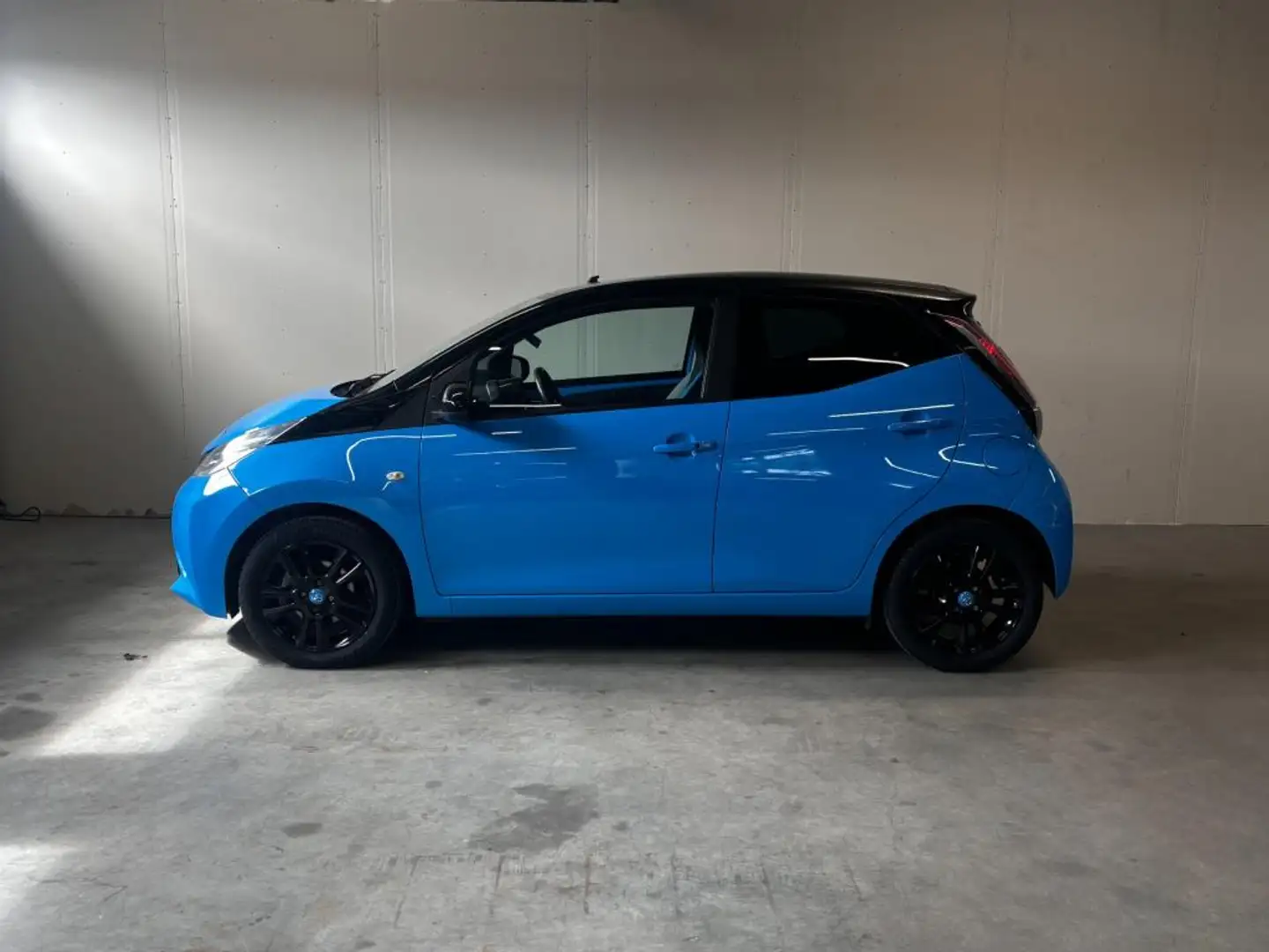 Toyota Aygo 1.0 VVT-i x-cite|Keyles|Airco|Camera|Cruise Contro Bleu - 2