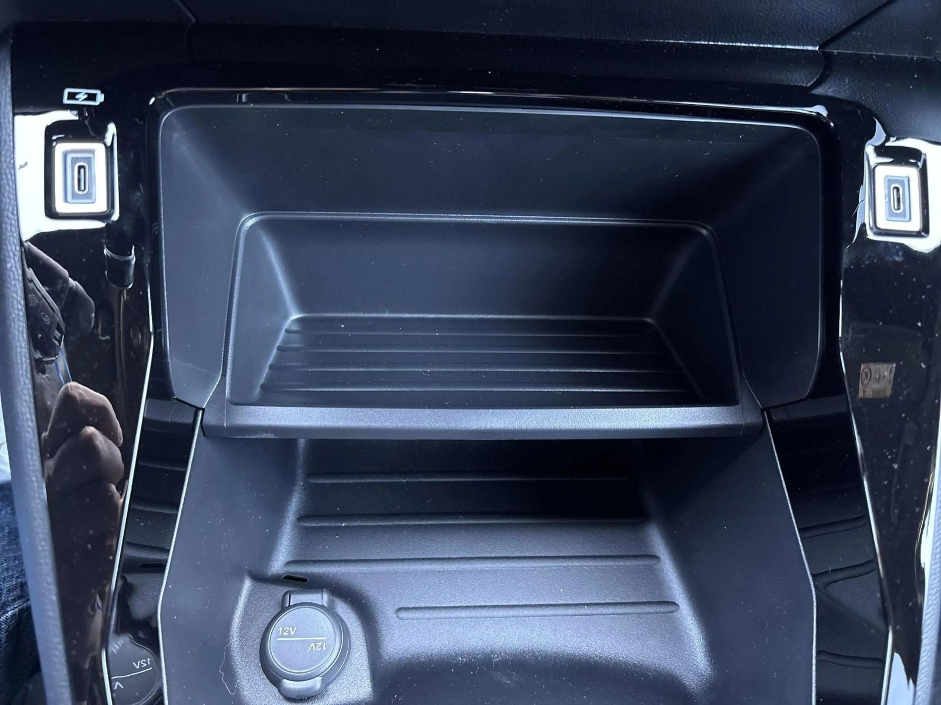 Peugeot 2008 Allure Turbo 100 — photo 15