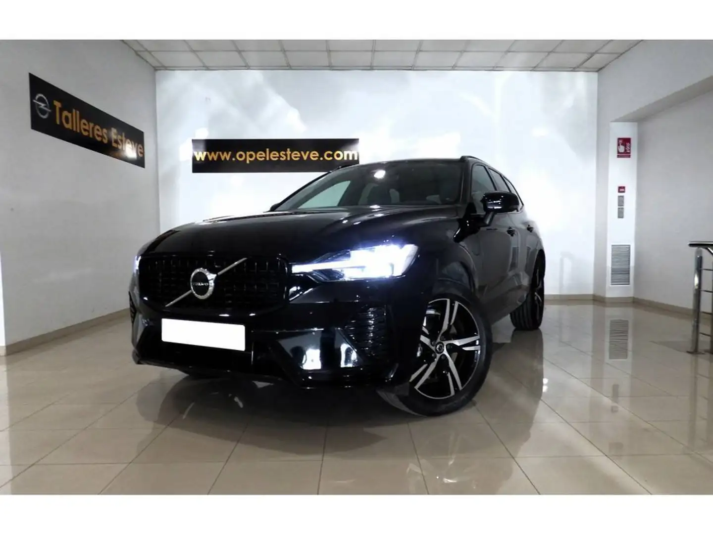 Volvo XC60 Recharge R-Design 2.0 T6 AWD Auto Negro - 2