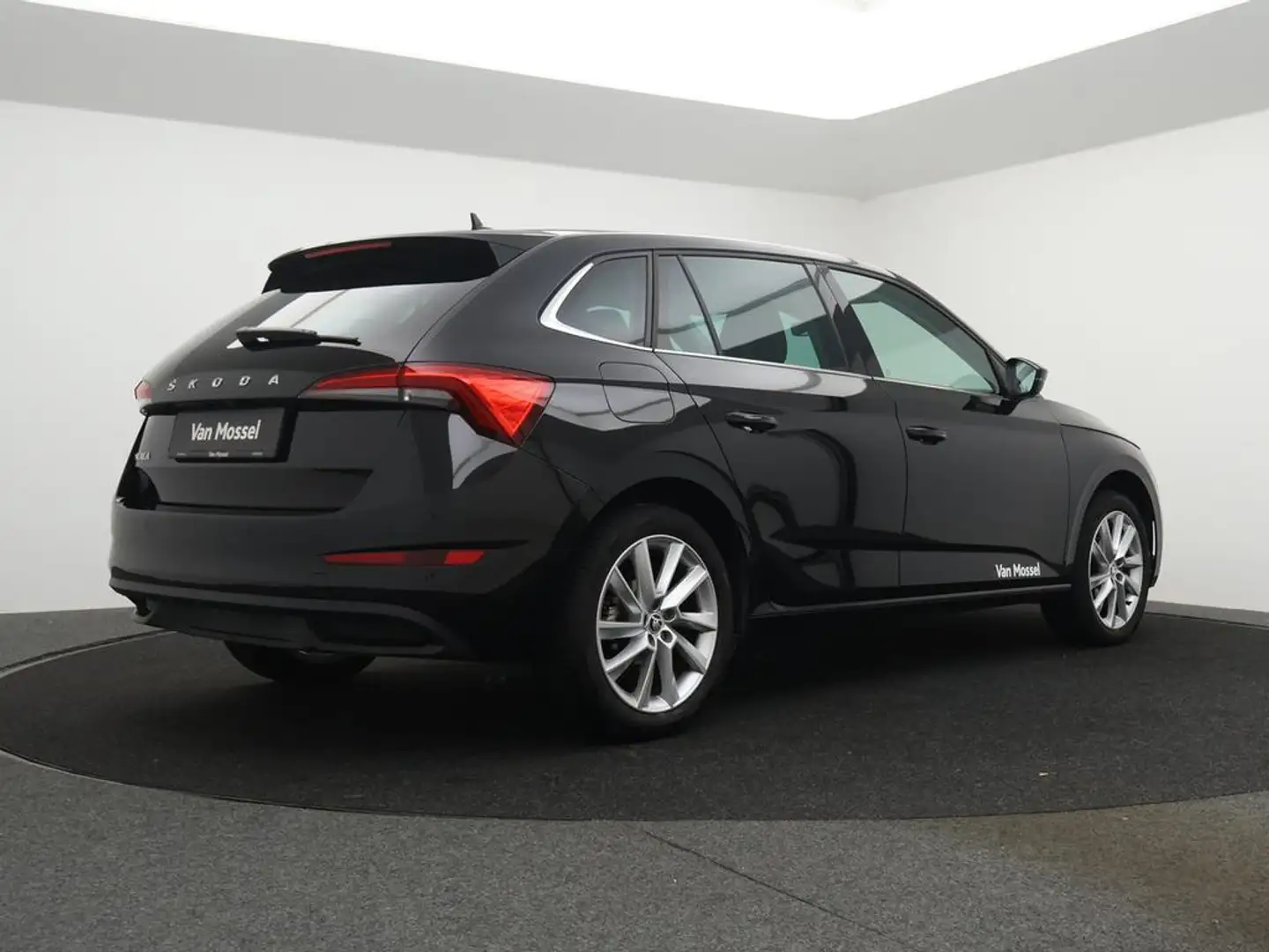 Skoda Scala AMB TS 70/1.0 M5F / Demo Noir - 2