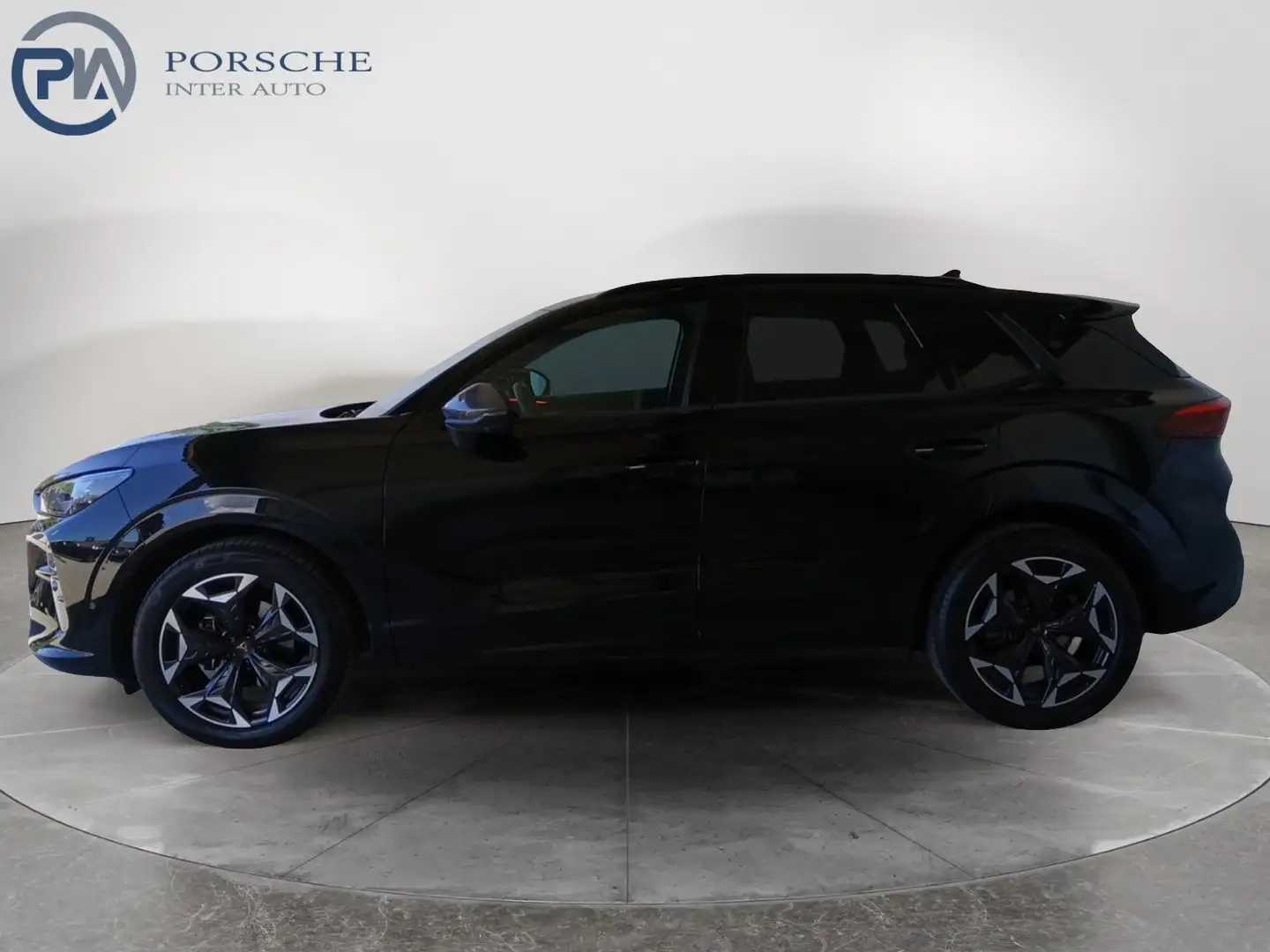 CUPRA Terramar ALPHA 1.5 e-TSI 150 PS DSG Schwarz - 2