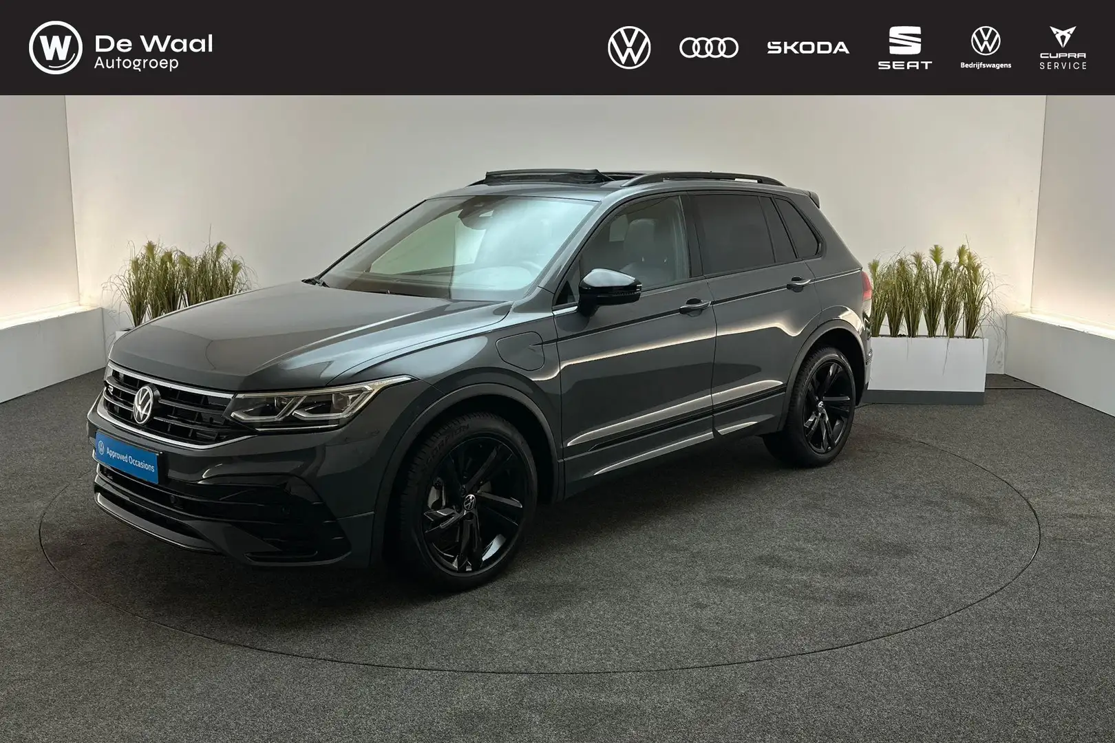 Volkswagen Tiguan 1.4 TSI 245pk DSG eHybrid R-Line Business+ | Panor Grijs - 1