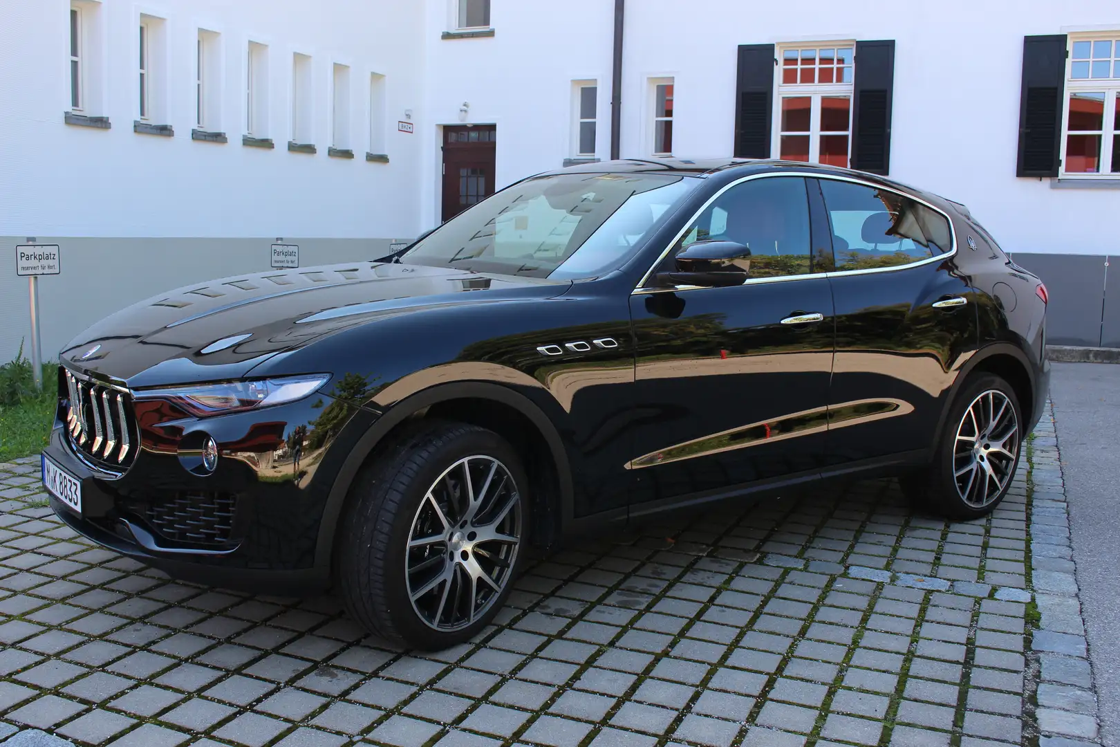 Maserati Levante Levante S Schwarz - 2