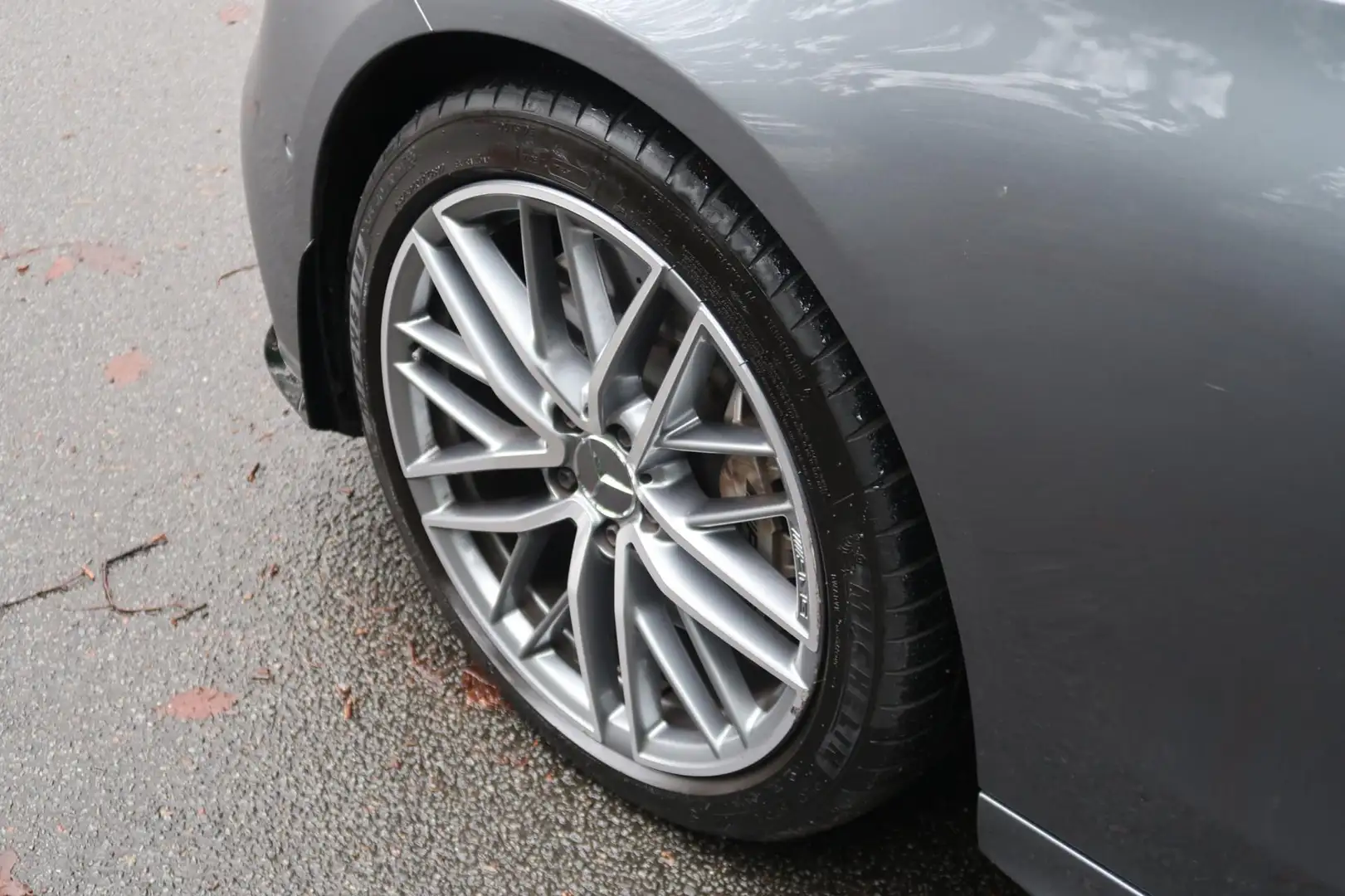 Mercedes-Benz C 43 AMG 4MATIC PERFOMANCE PAKKET Gris - 2