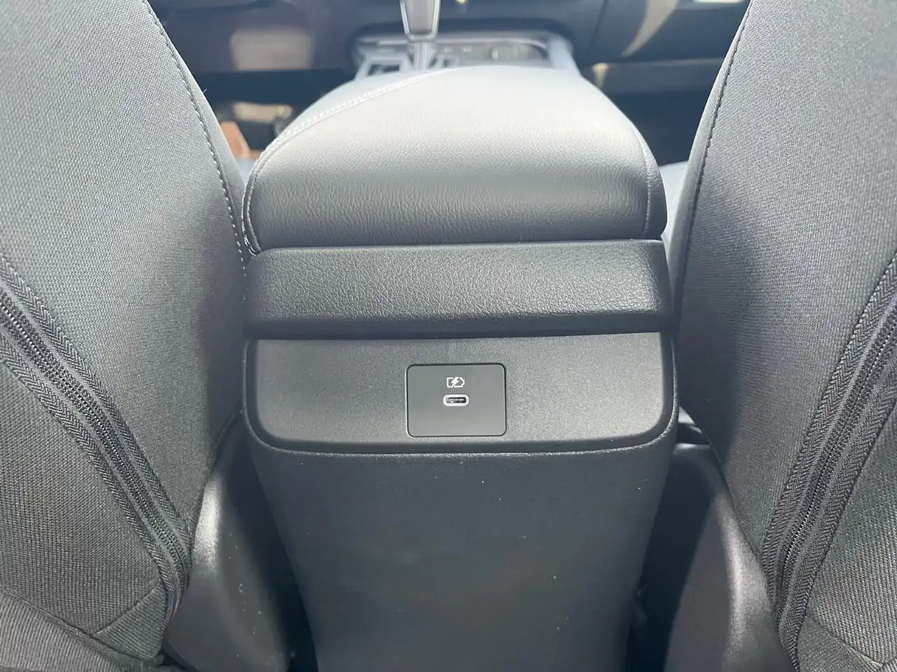 Nissan Sentra снимка Nissan Sentra